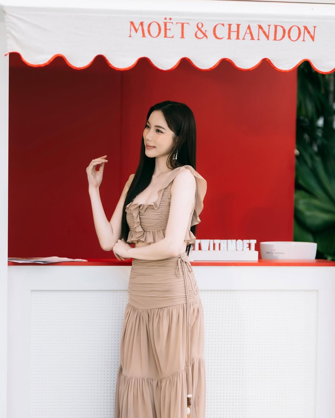 มุก - วรนิษฐ์ ถาวรวงศ์