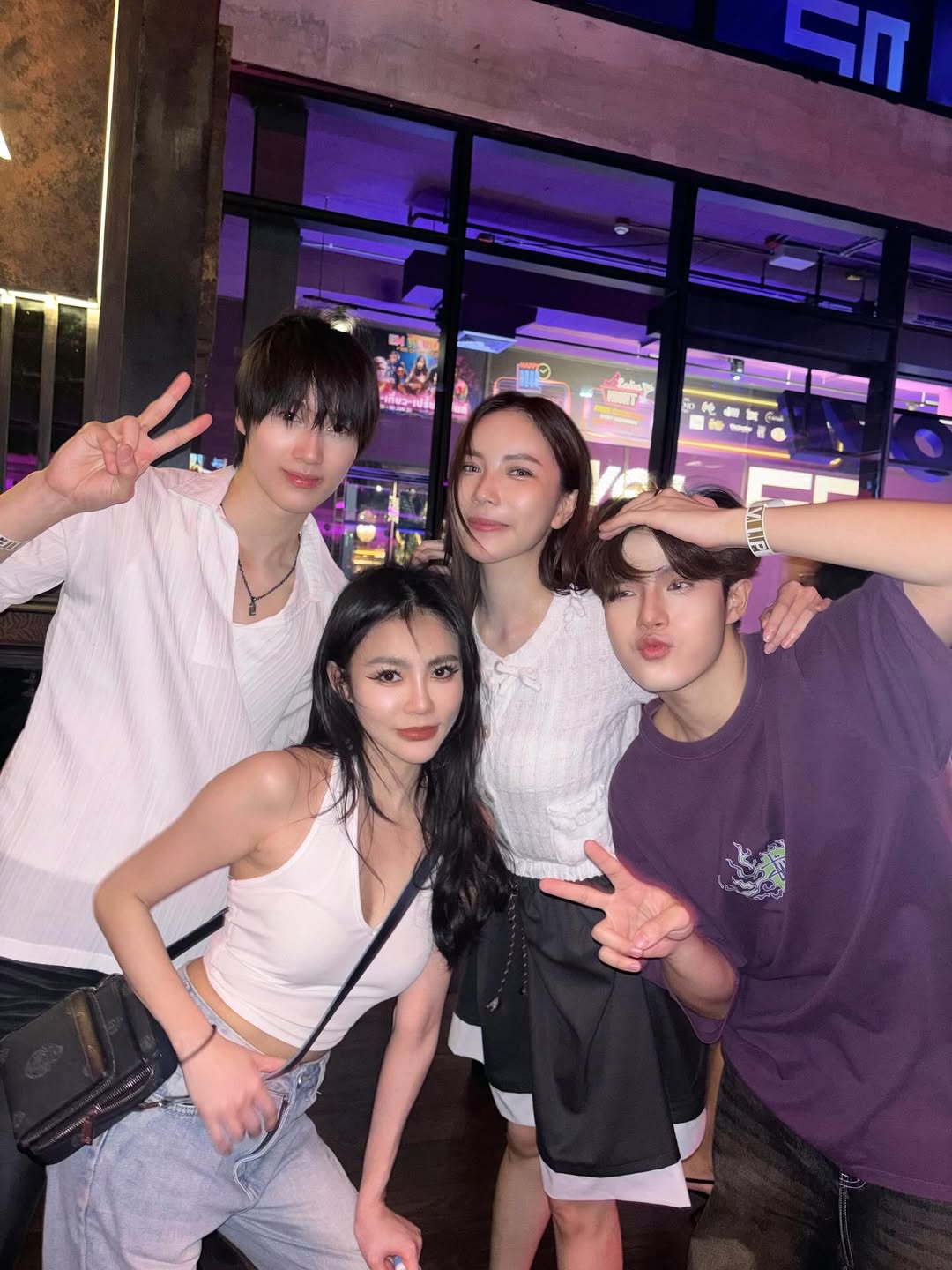 มุก - วรนิษฐ์ ถาวรวงศ์