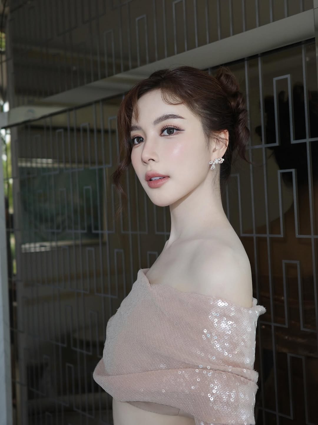 มุก - วรนิษฐ์ ถาวรวงศ์
