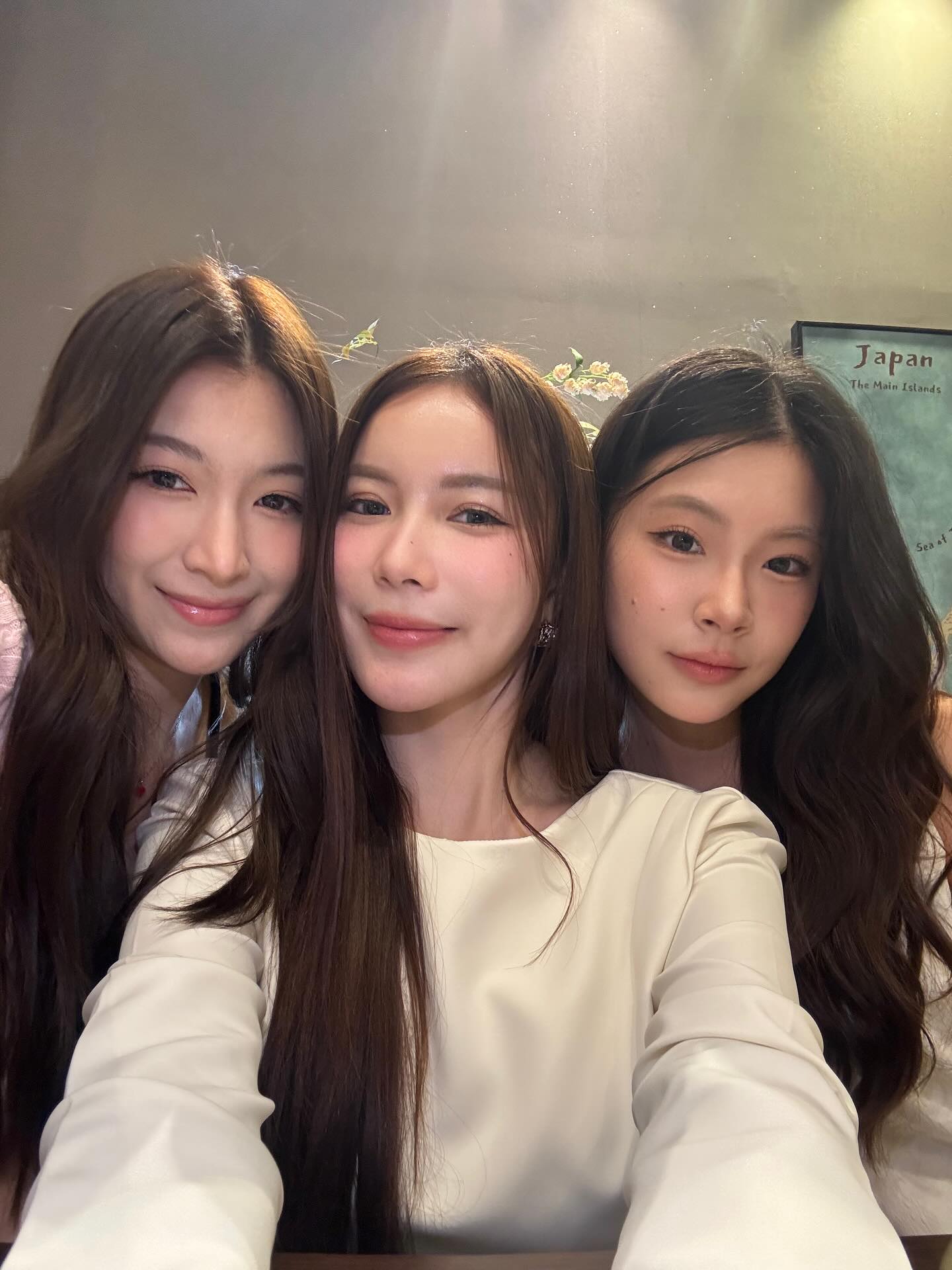 มุก - วรนิษฐ์ ถาวรวงศ์
