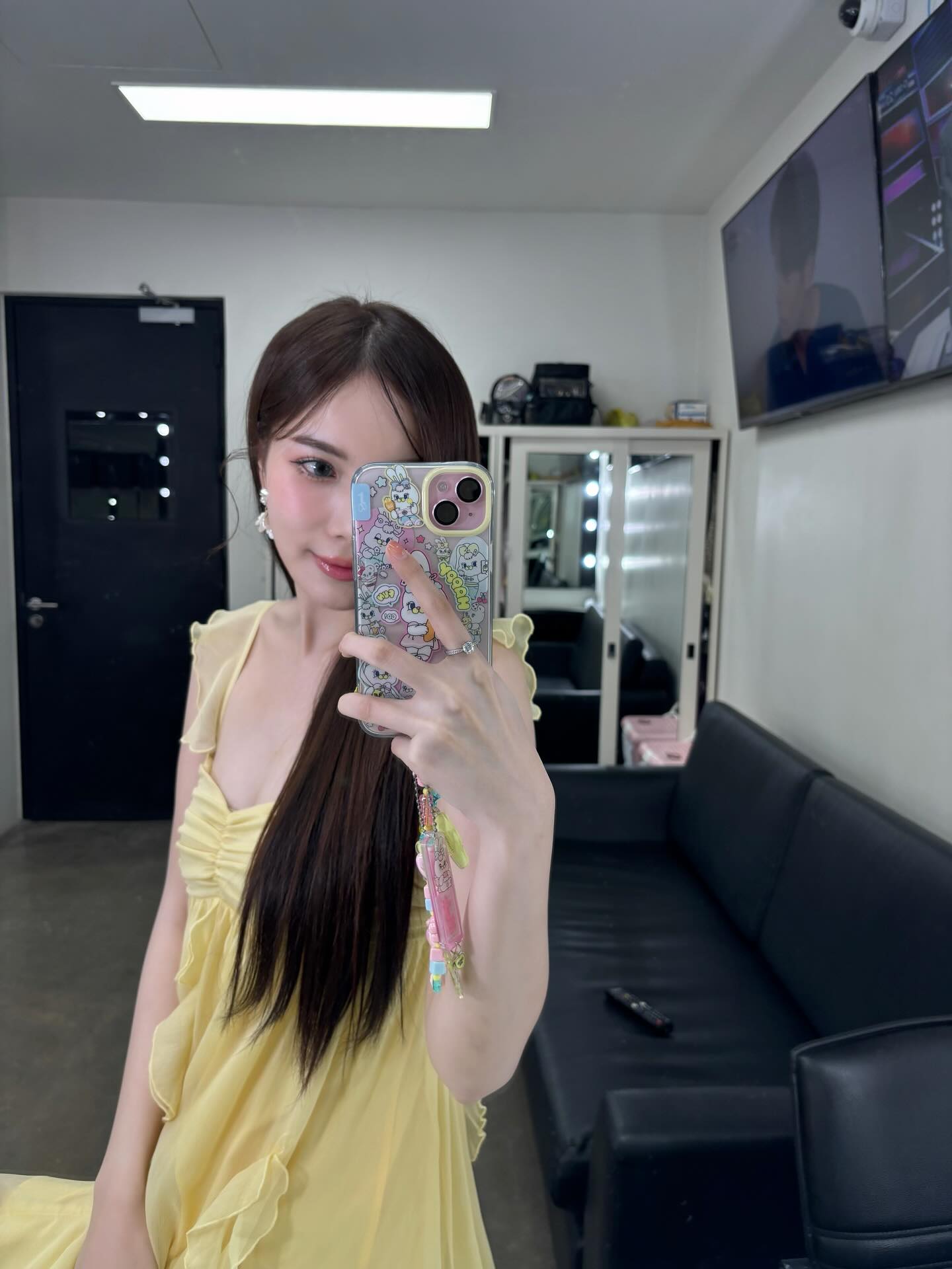 มุก - วรนิษฐ์ ถาวรวงศ์