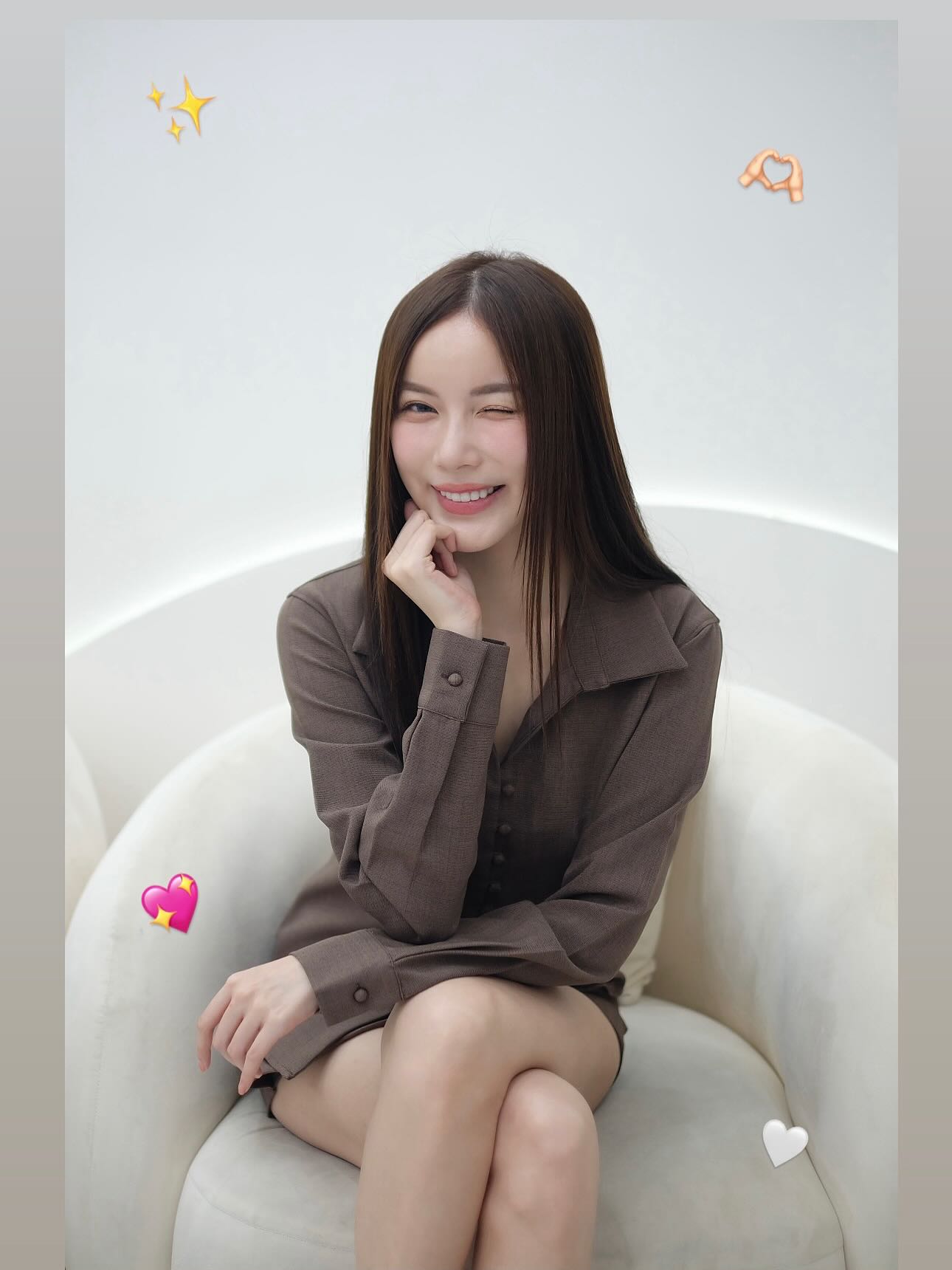 มุก - วรนิษฐ์ ถาวรวงศ์