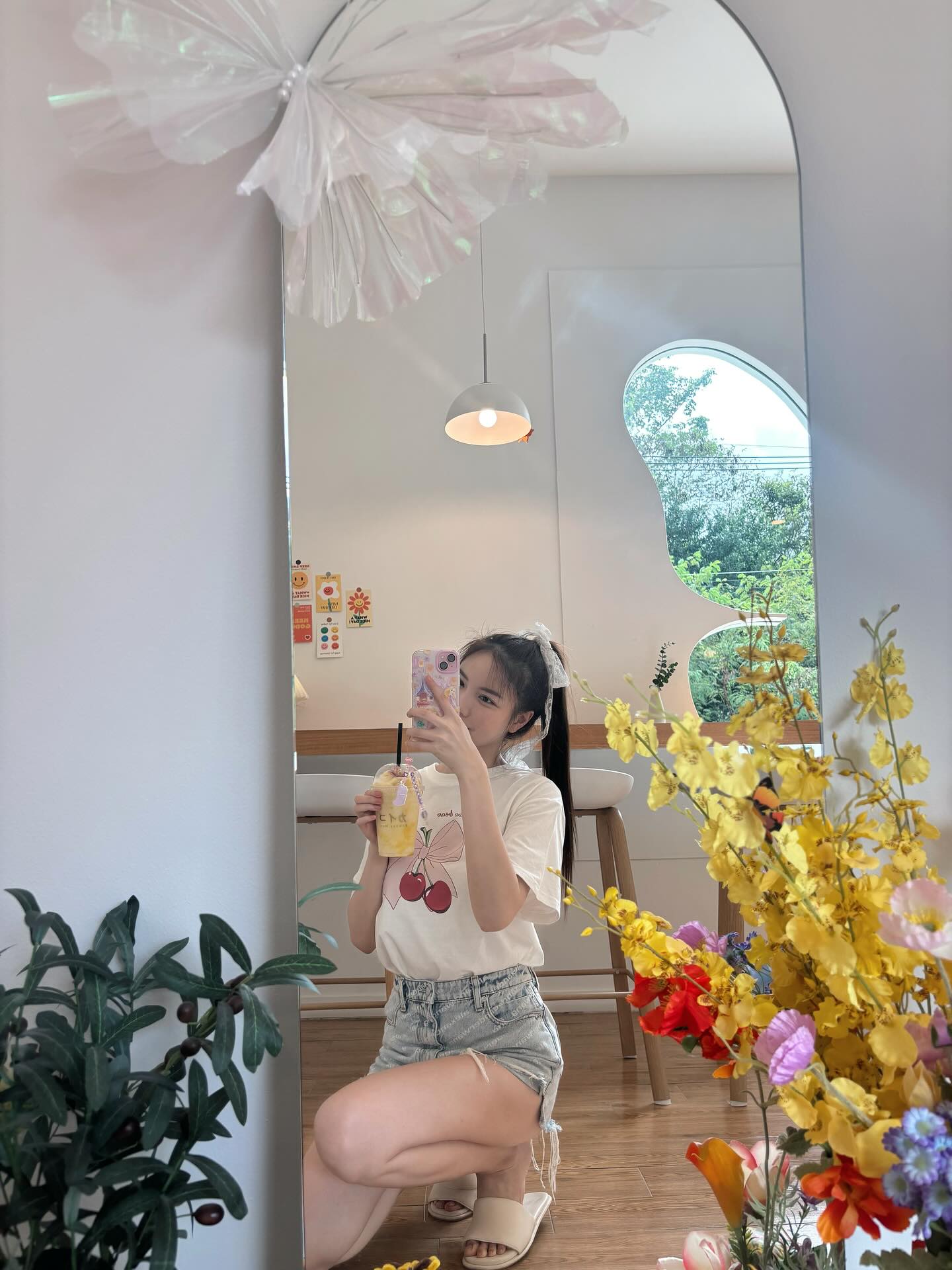 มุก - วรนิษฐ์ ถาวรวงศ์