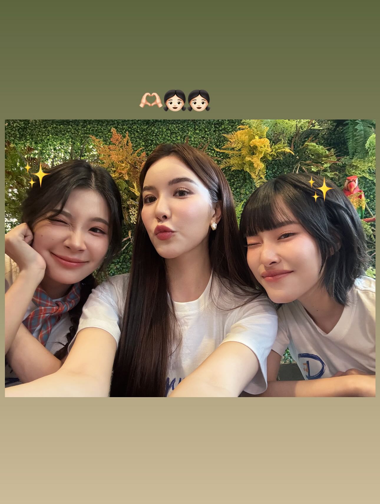มุก - วรนิษฐ์ ถาวรวงศ์