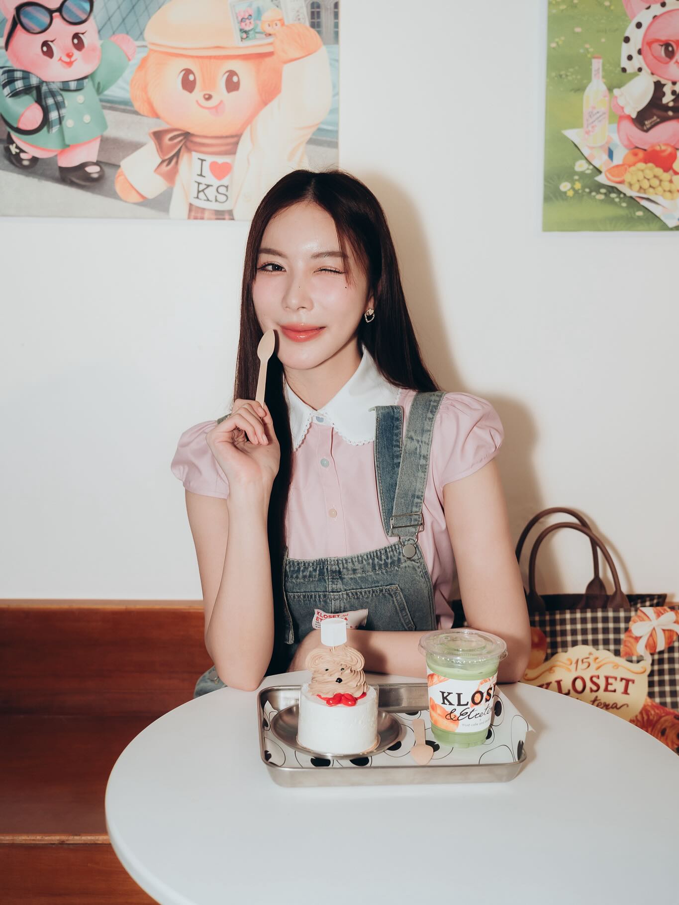 มุก - วรนิษฐ์ ถาวรวงศ์