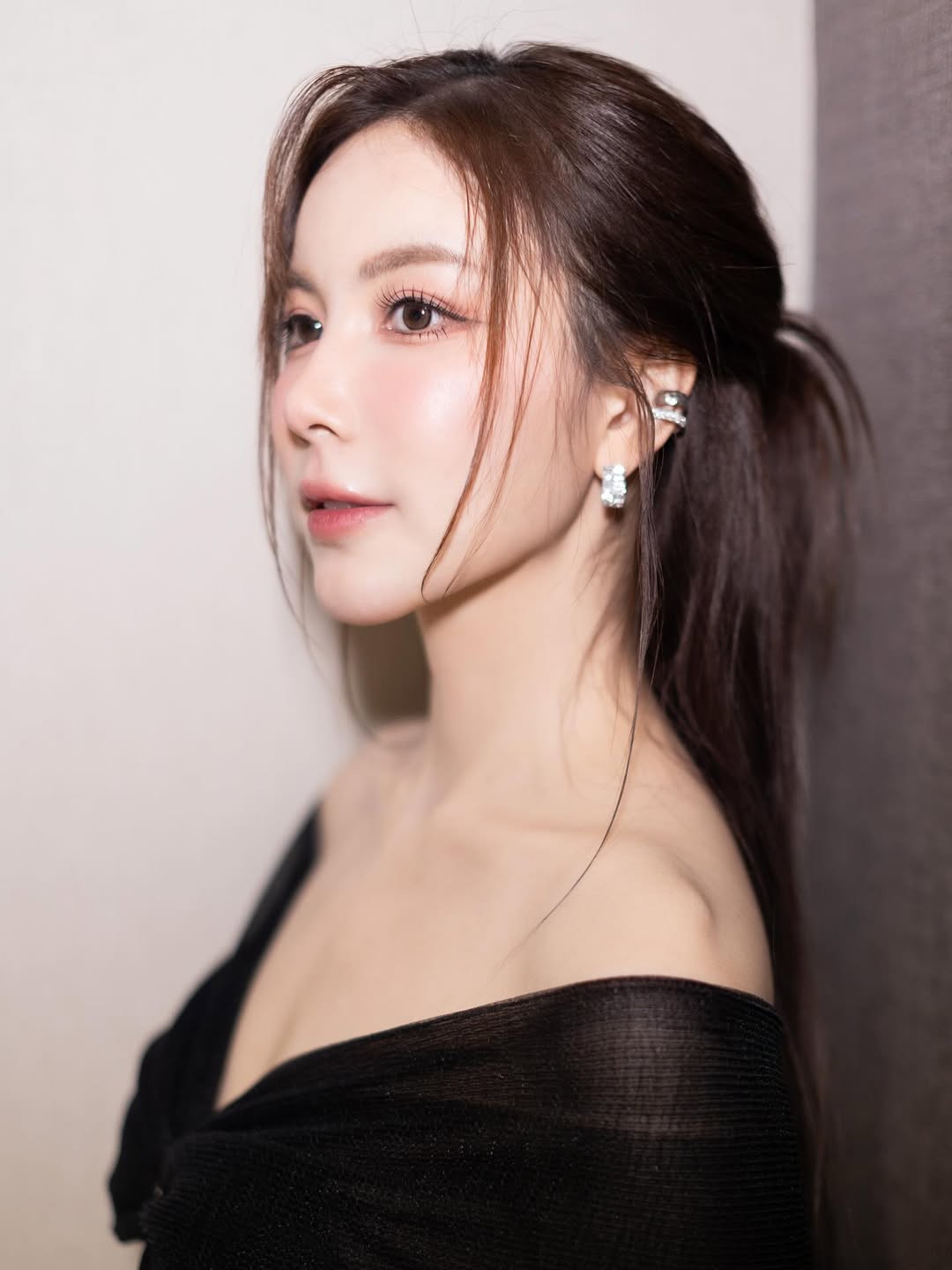 มุก - วรนิษฐ์ ถาวรวงศ์