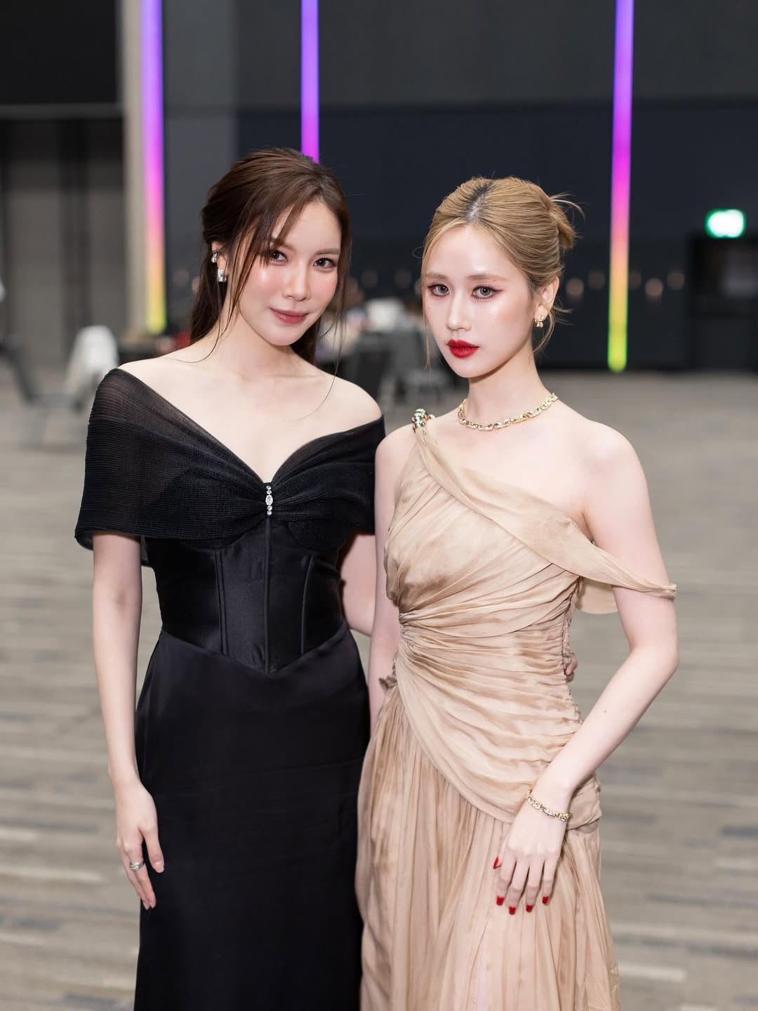 มุก - วรนิษฐ์ ถาวรวงศ์