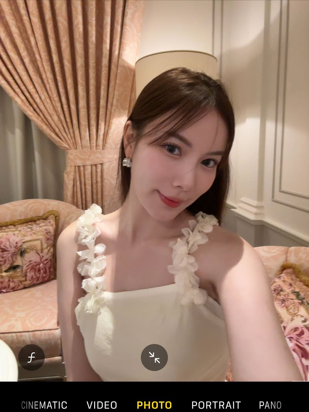 มุก - วรนิษฐ์ ถาวรวงศ์