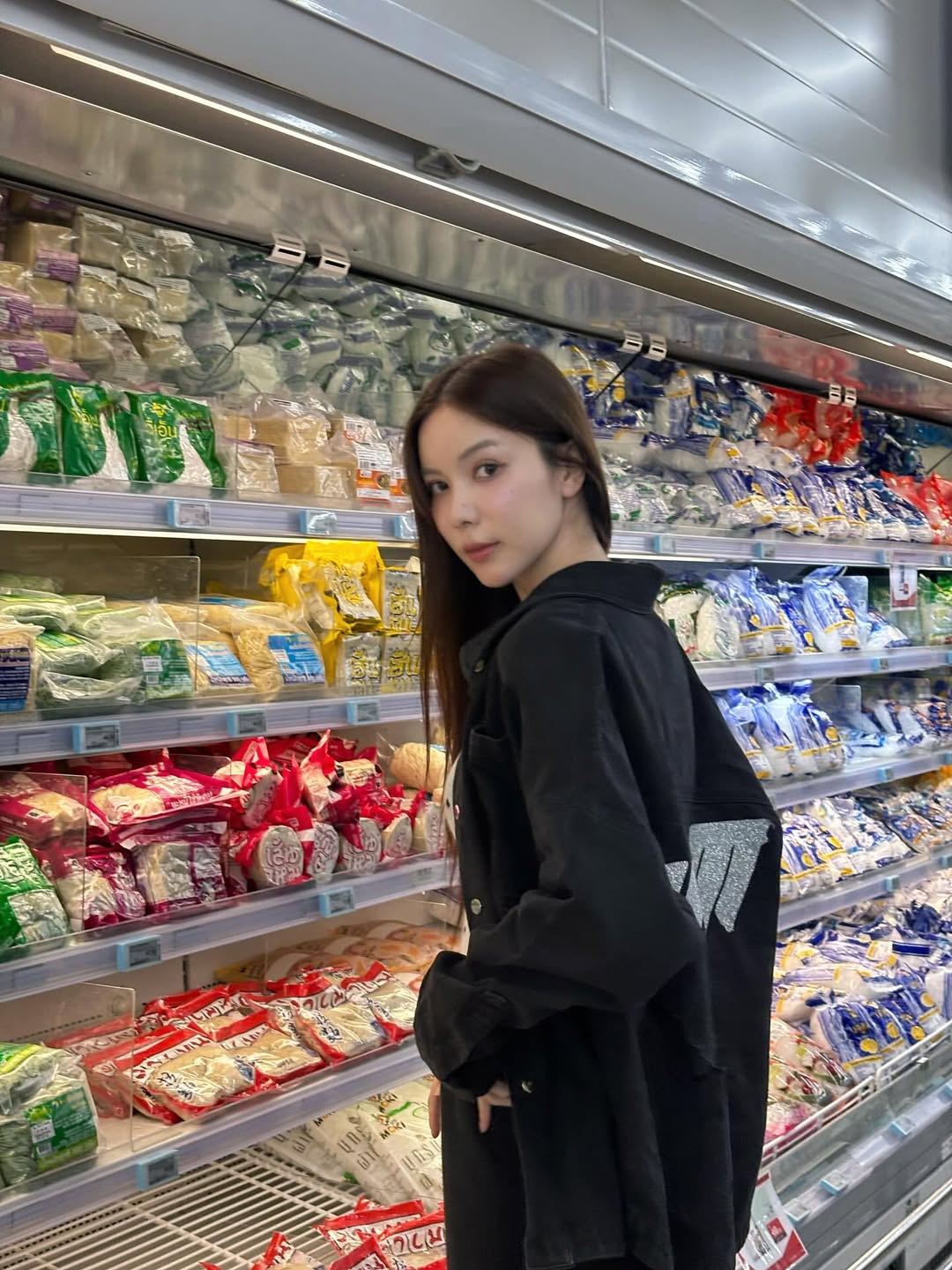 มุก - วรนิษฐ์ ถาวรวงศ์