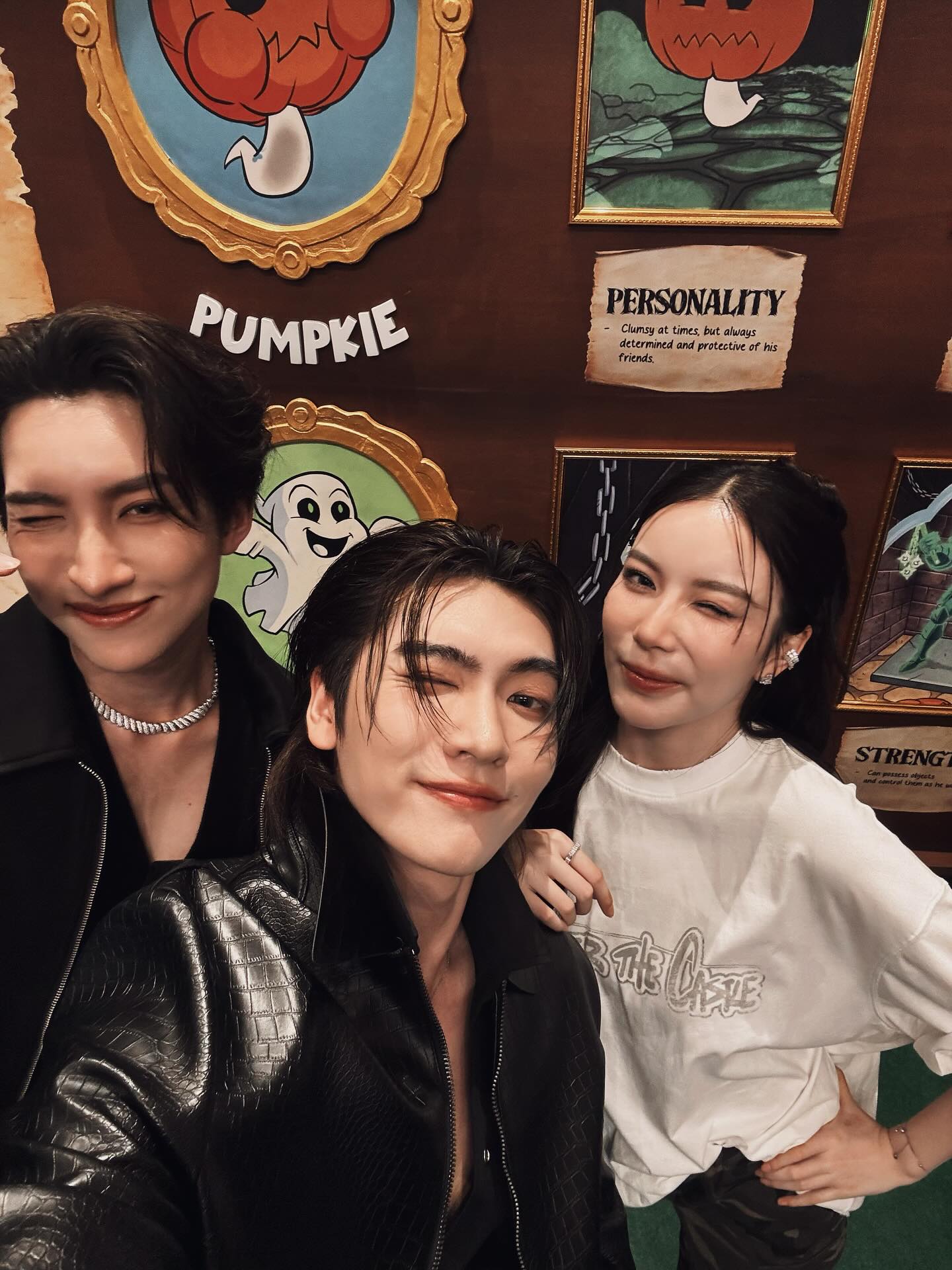 มุก - วรนิษฐ์ ถาวรวงศ์