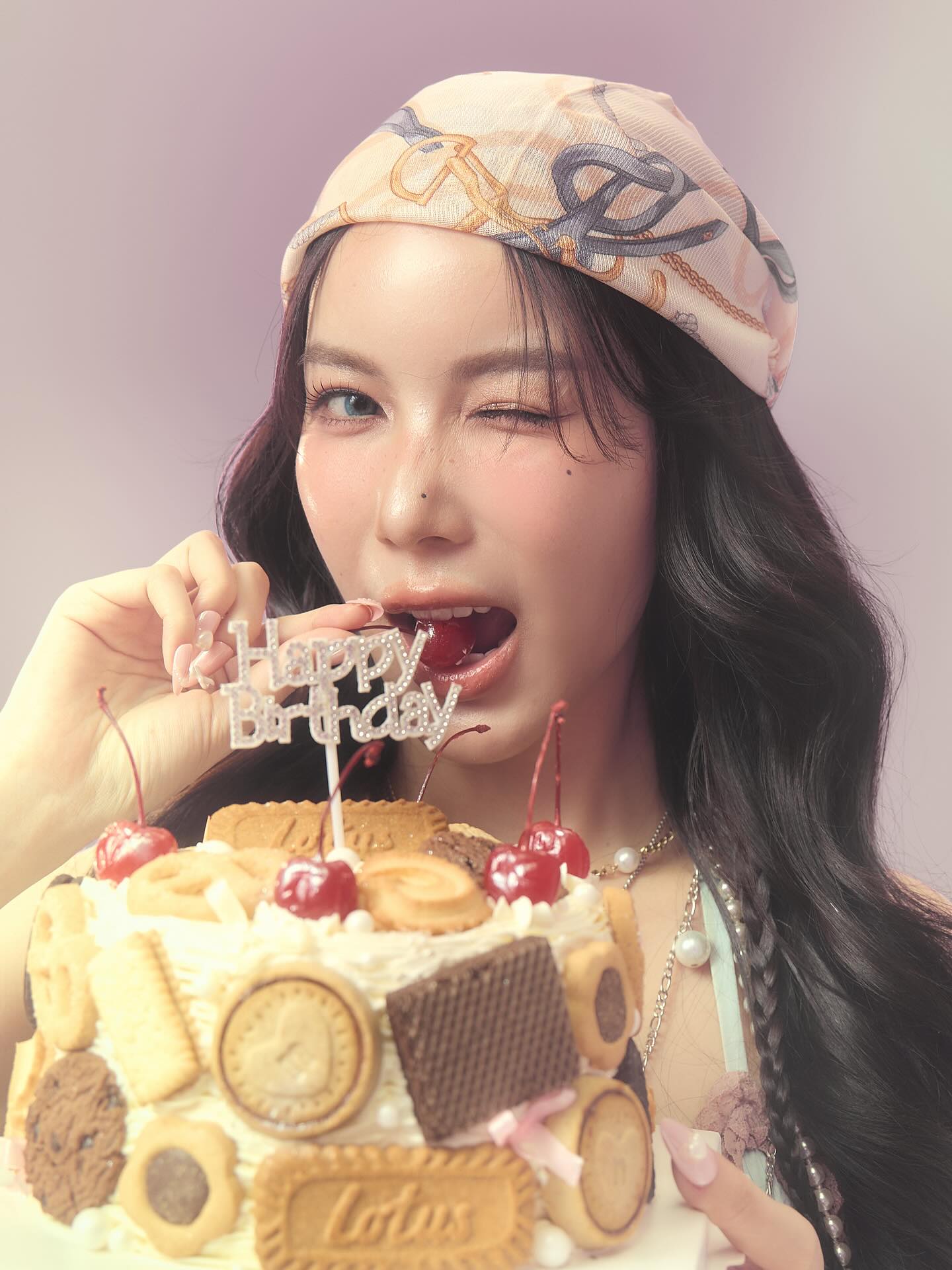 มุก - วรนิษฐ์ ถาวรวงศ์