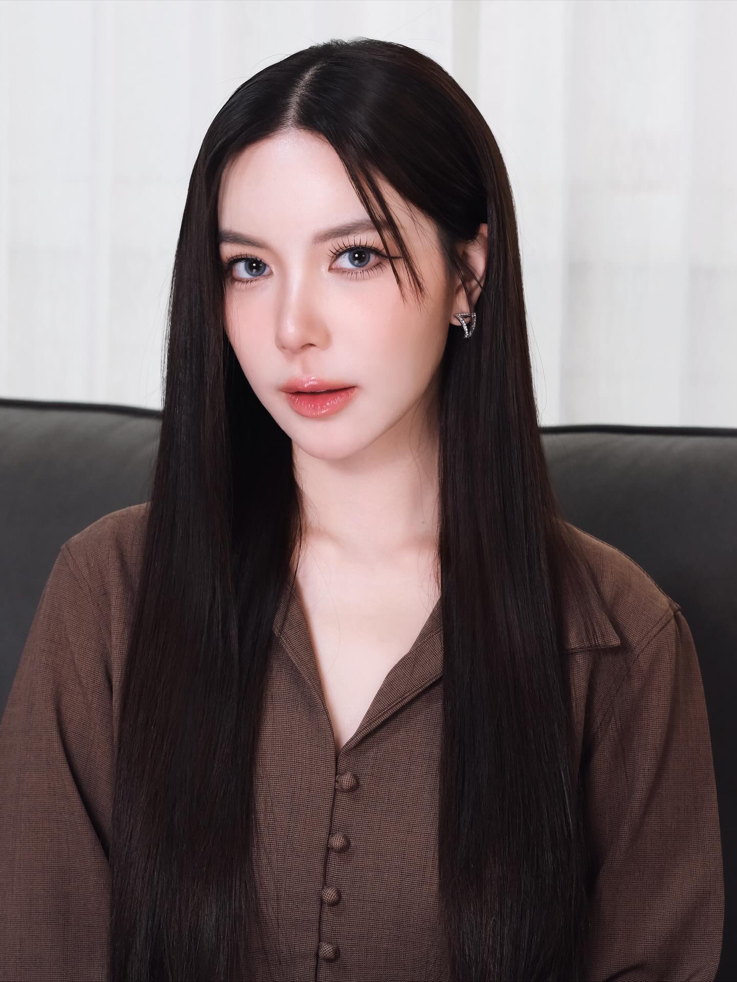 มุก - วรนิษฐ์ ถาวรวงศ์