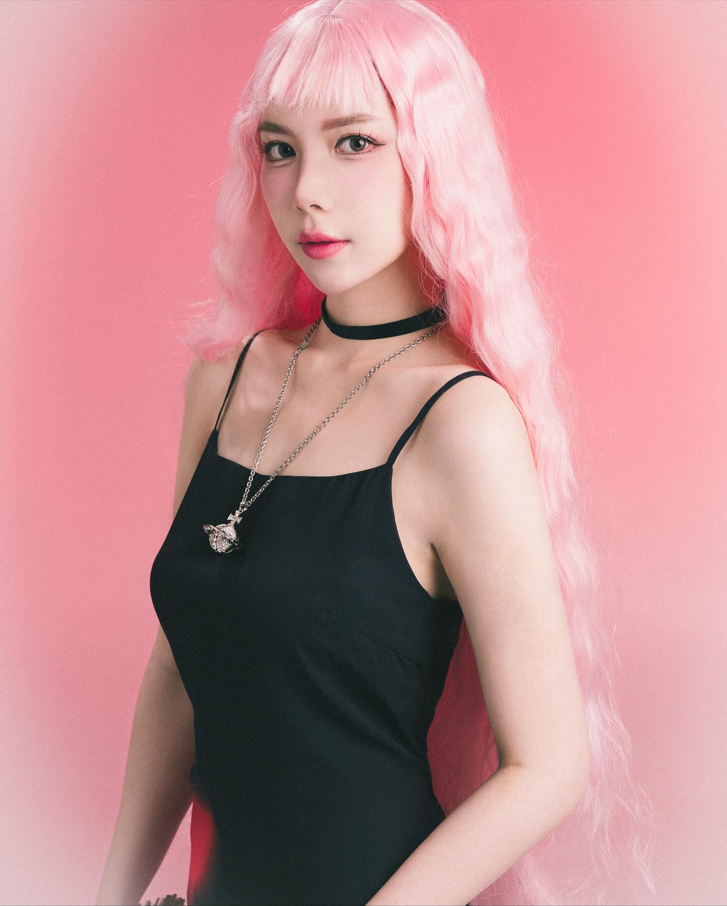 มุก - วรนิษฐ์ ถาวรวงศ์