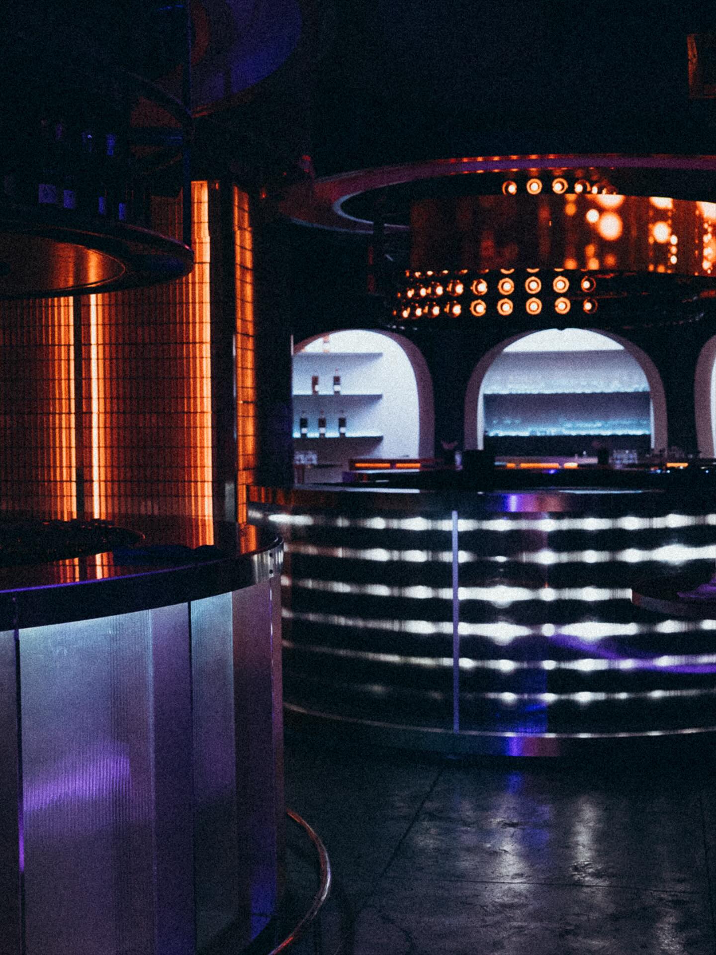 มุก - วรนิษฐ์ ถาวรวงศ์