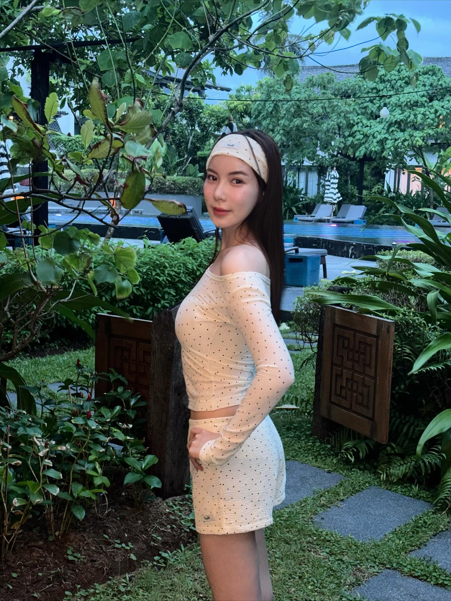 มุก - วรนิษฐ์ ถาวรวงศ์