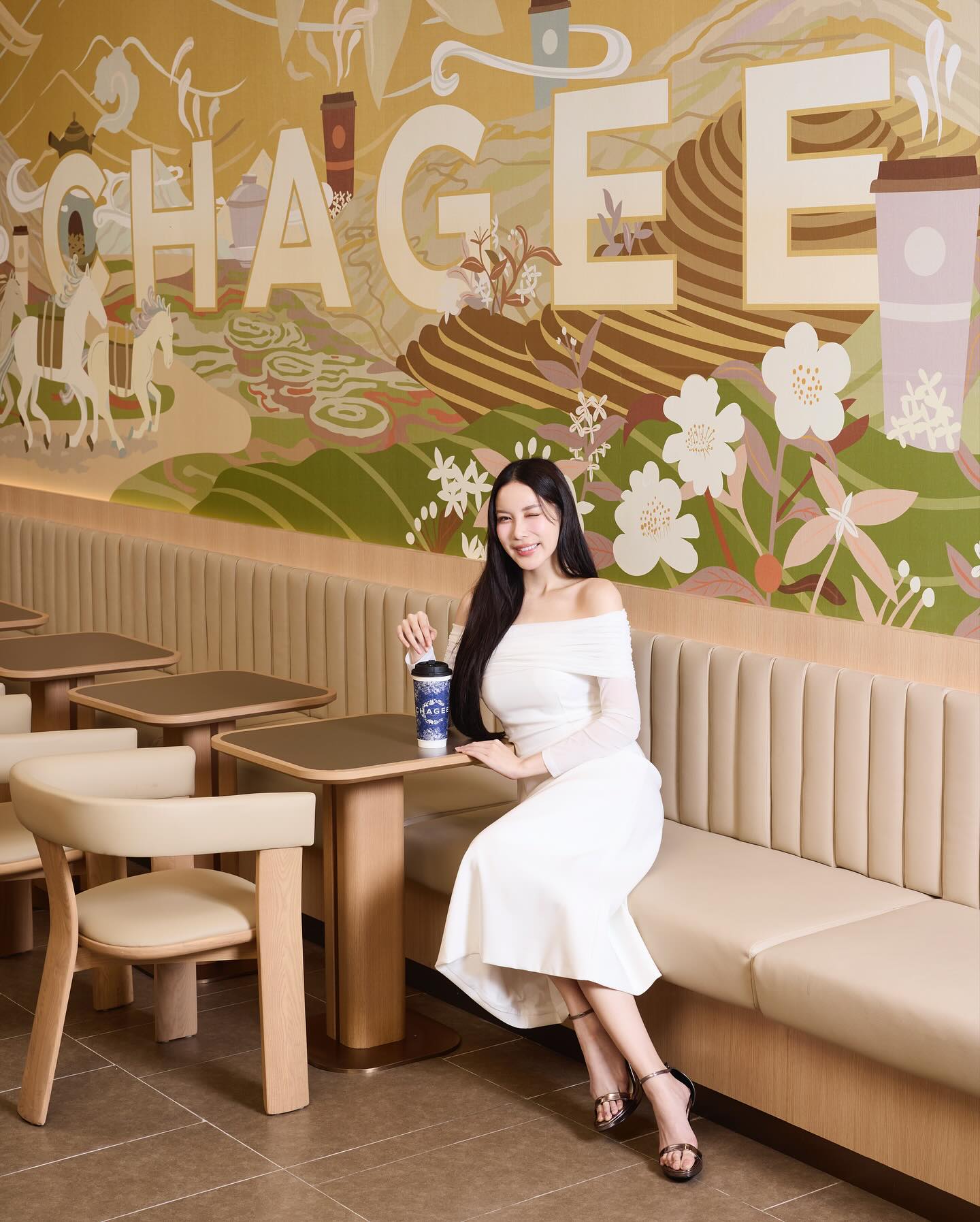 มุก - วรนิษฐ์ ถาวรวงศ์