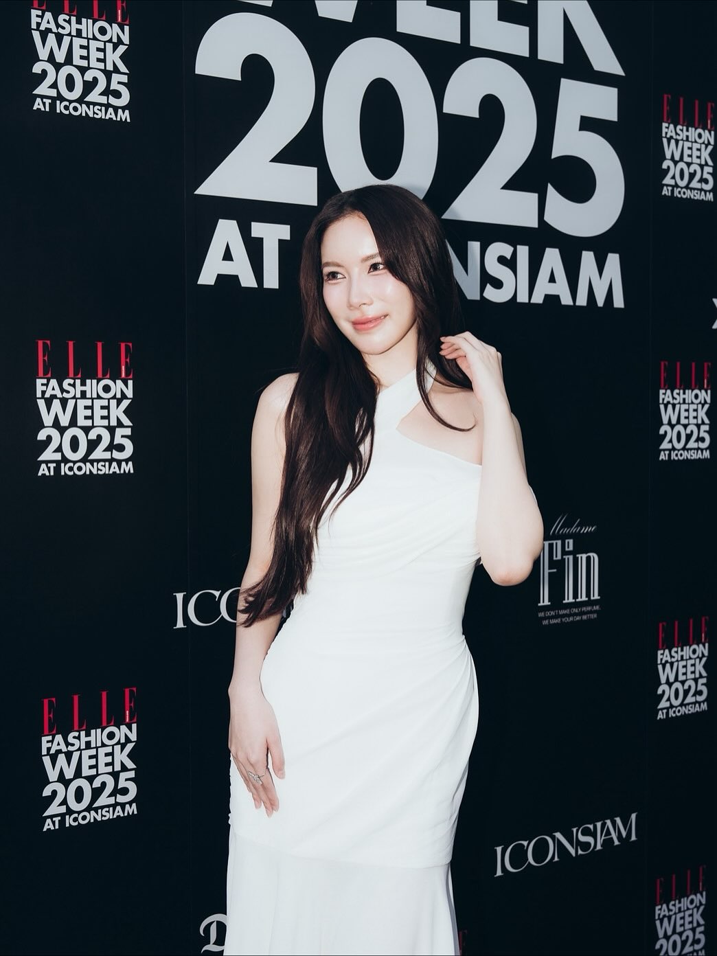 มุก - วรนิษฐ์ ถาวรวงศ์