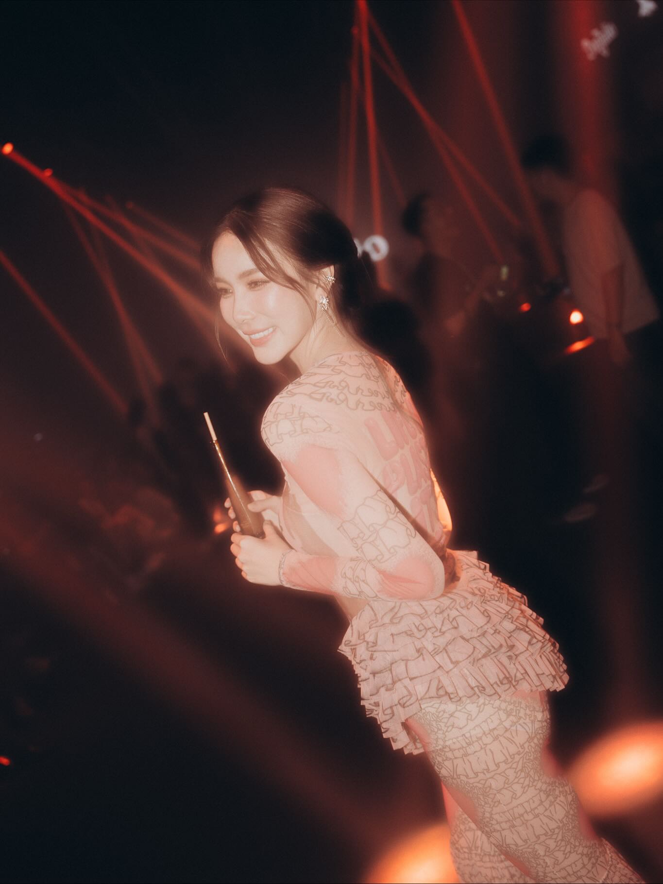 มุก - วรนิษฐ์ ถาวรวงศ์