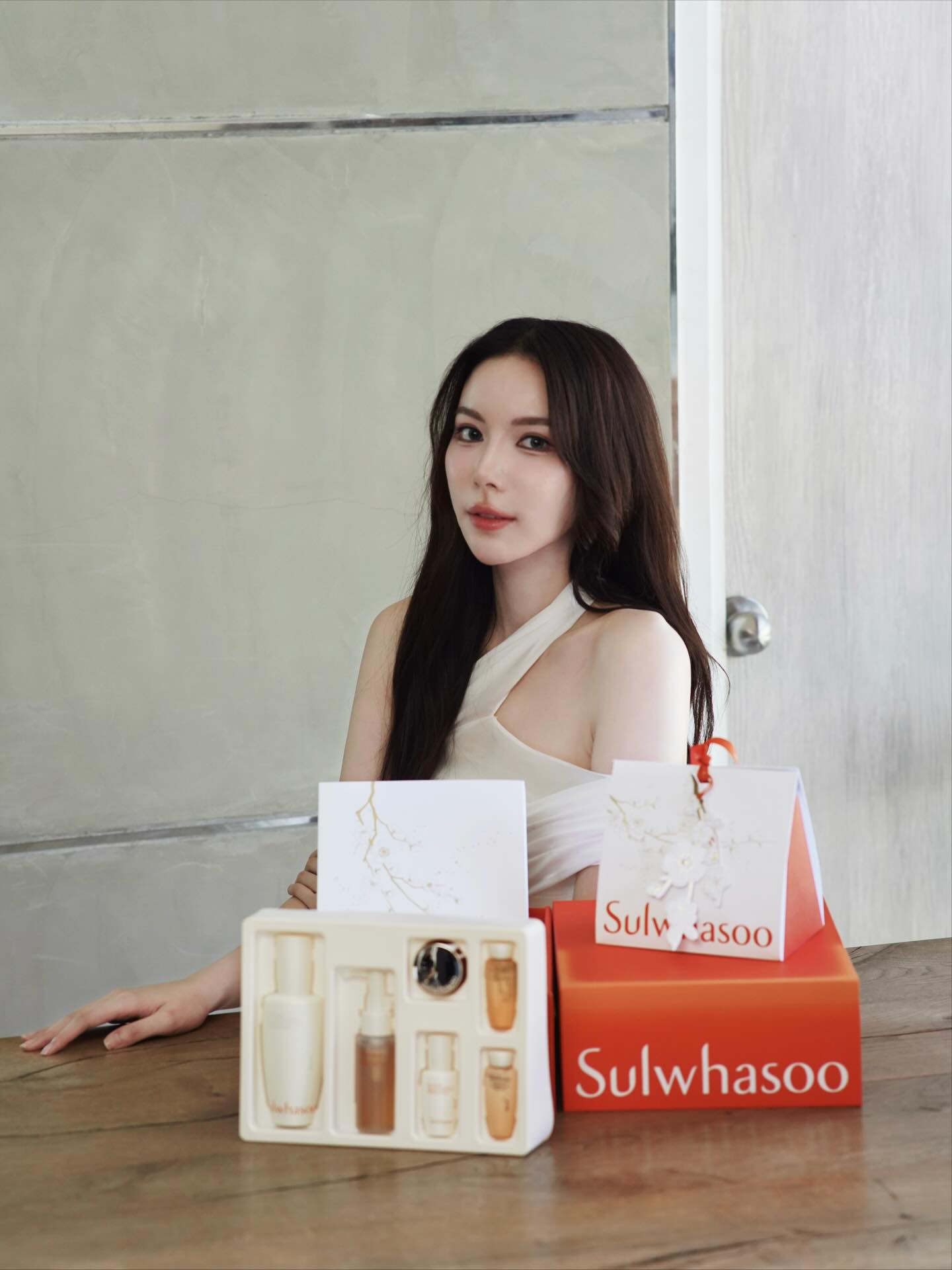 มุก - วรนิษฐ์ ถาวรวงศ์