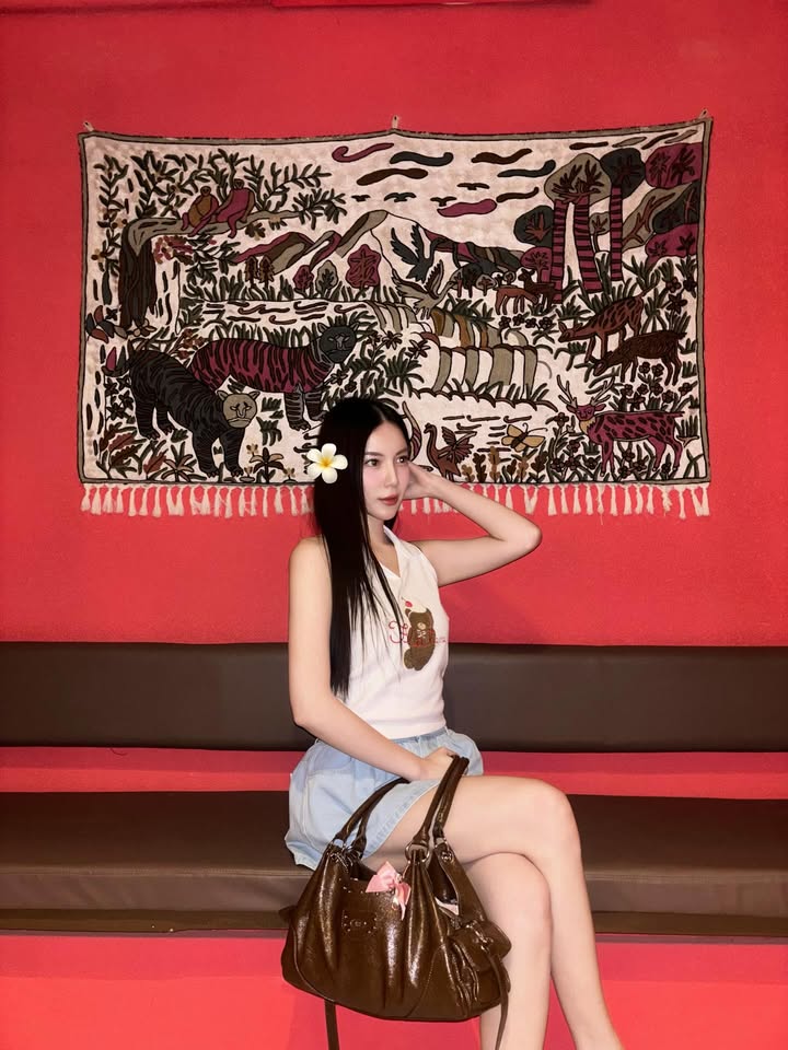 มุก - วรนิษฐ์ ถาวรวงศ์