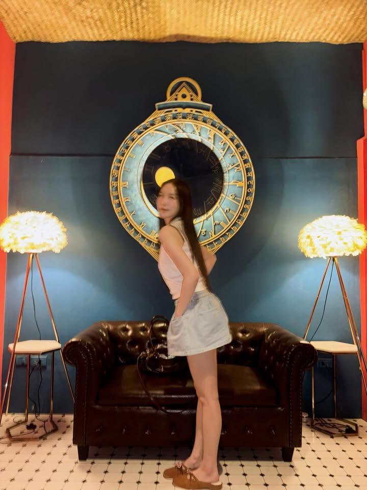 มุก - วรนิษฐ์ ถาวรวงศ์