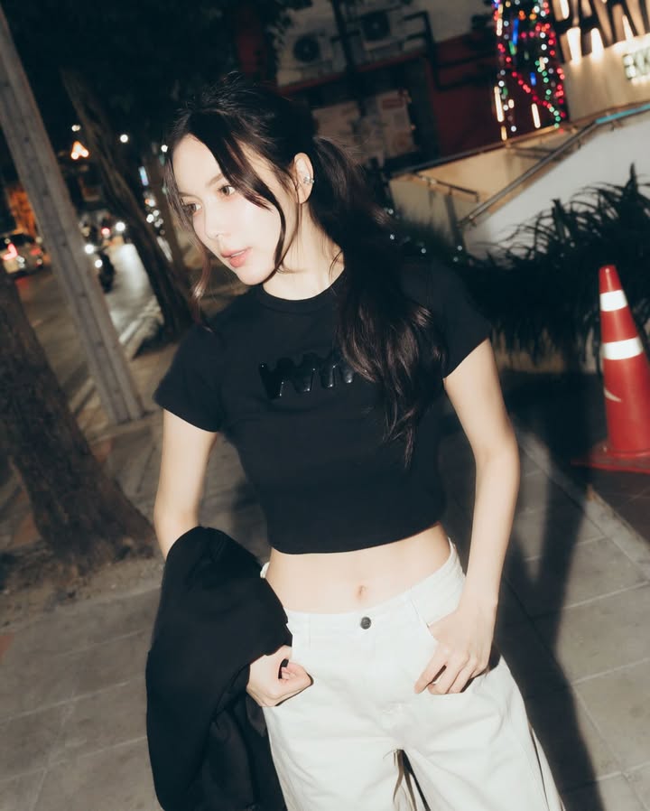 มุก - วรนิษฐ์ ถาวรวงศ์