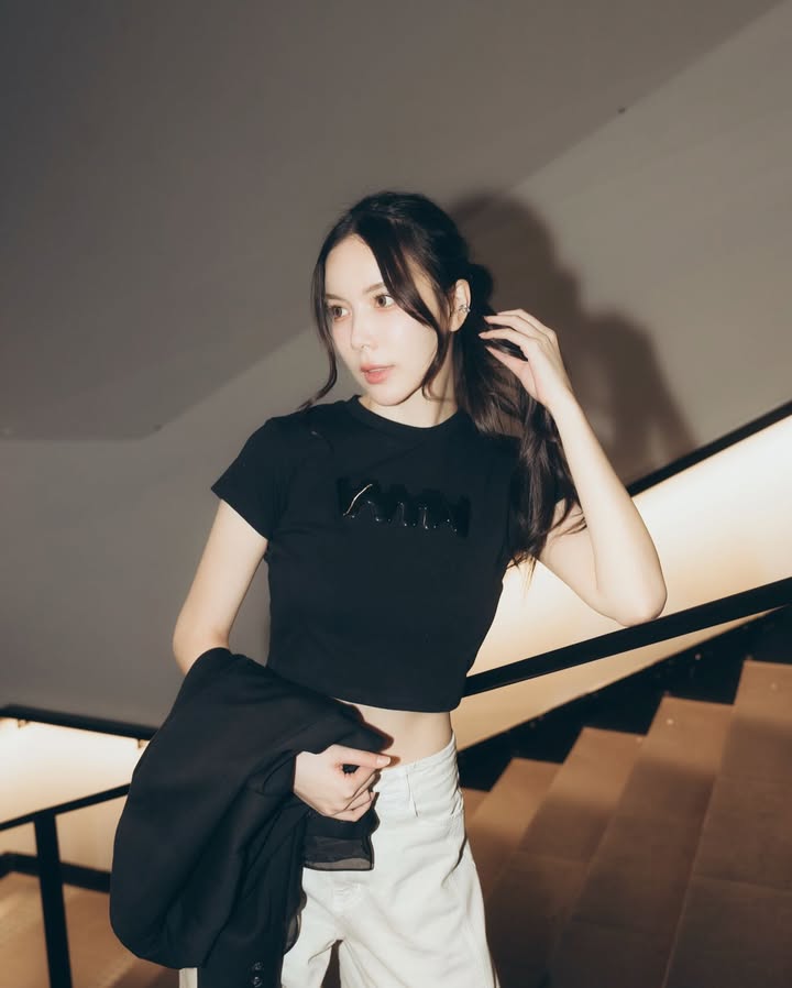 มุก - วรนิษฐ์ ถาวรวงศ์