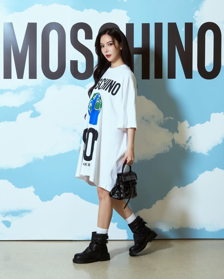 มุก - วรนิษฐ์ ถาวรวงศ์