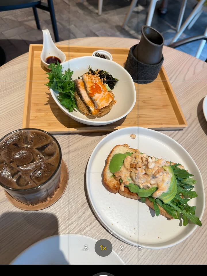 มุก - วรนิษฐ์ ถาวรวงศ์