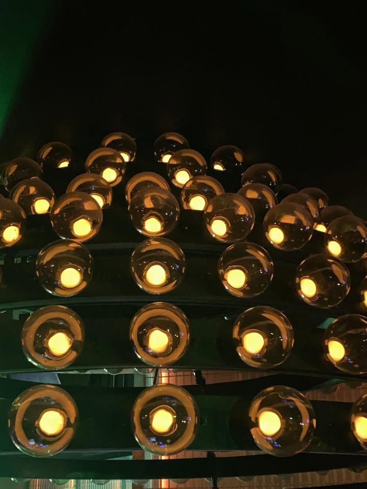 มุก - วรนิษฐ์ ถาวรวงศ์