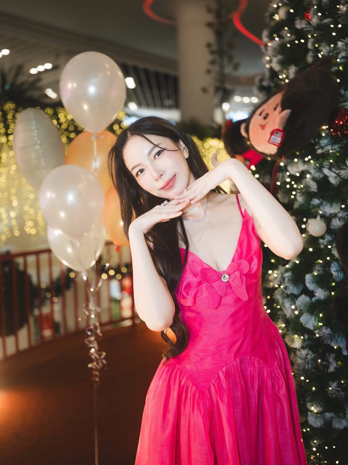 มุก - วรนิษฐ์ ถาวรวงศ์