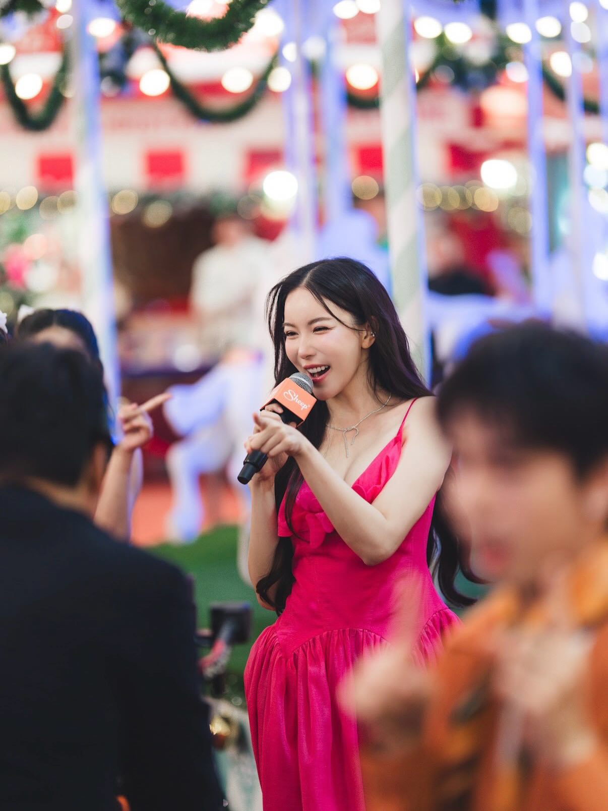 มุก - วรนิษฐ์ ถาวรวงศ์