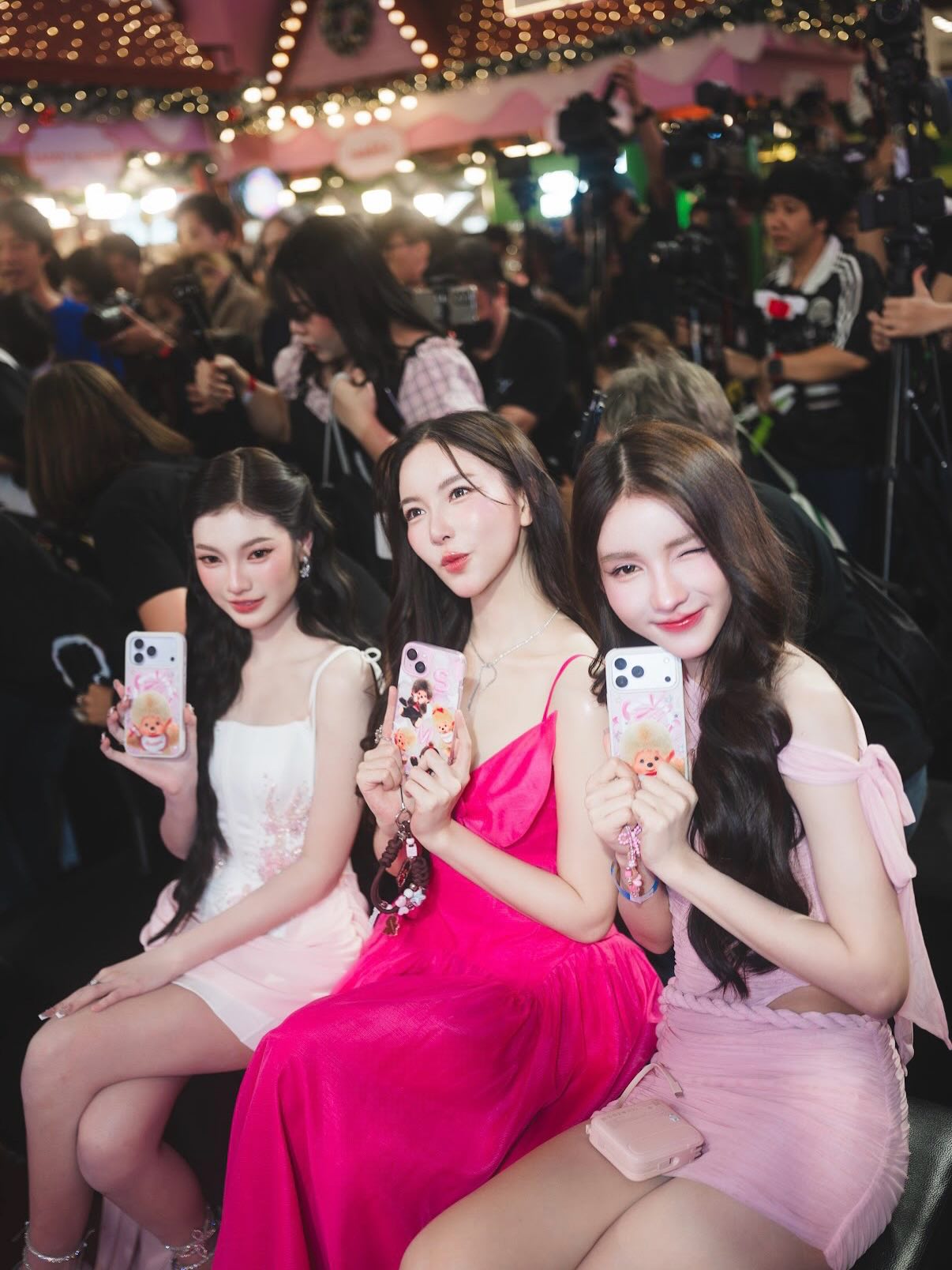 มุก - วรนิษฐ์ ถาวรวงศ์