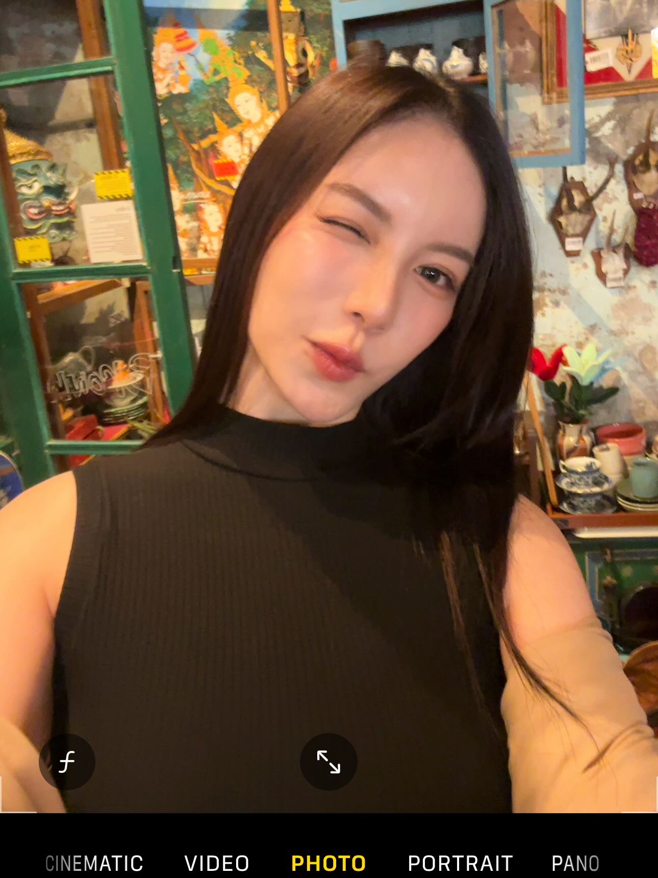 มุก - วรนิษฐ์ ถาวรวงศ์