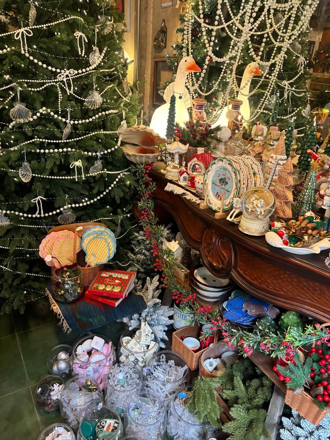 มุก - วรนิษฐ์ ถาวรวงศ์