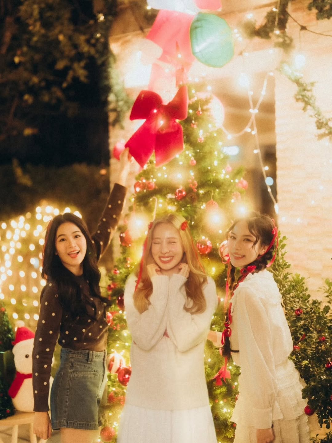 มุก - วรนิษฐ์ ถาวรวงศ์