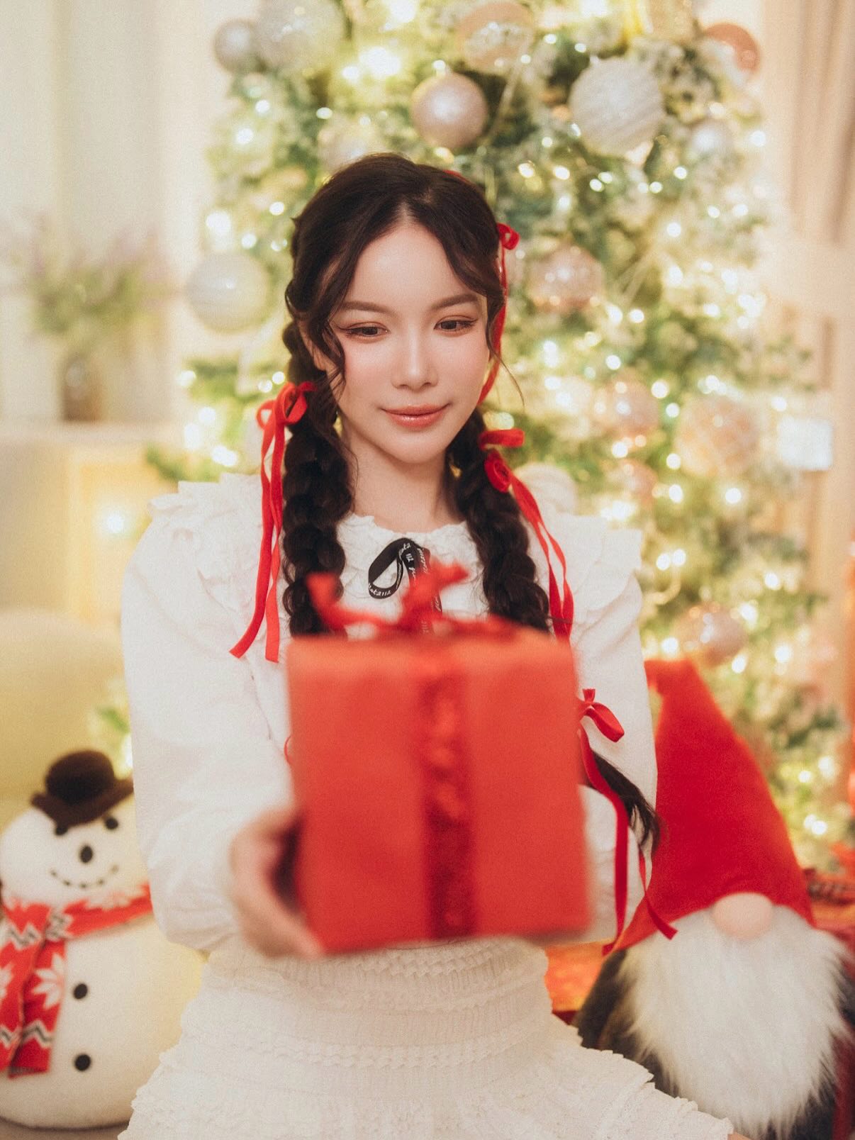 มุก - วรนิษฐ์ ถาวรวงศ์