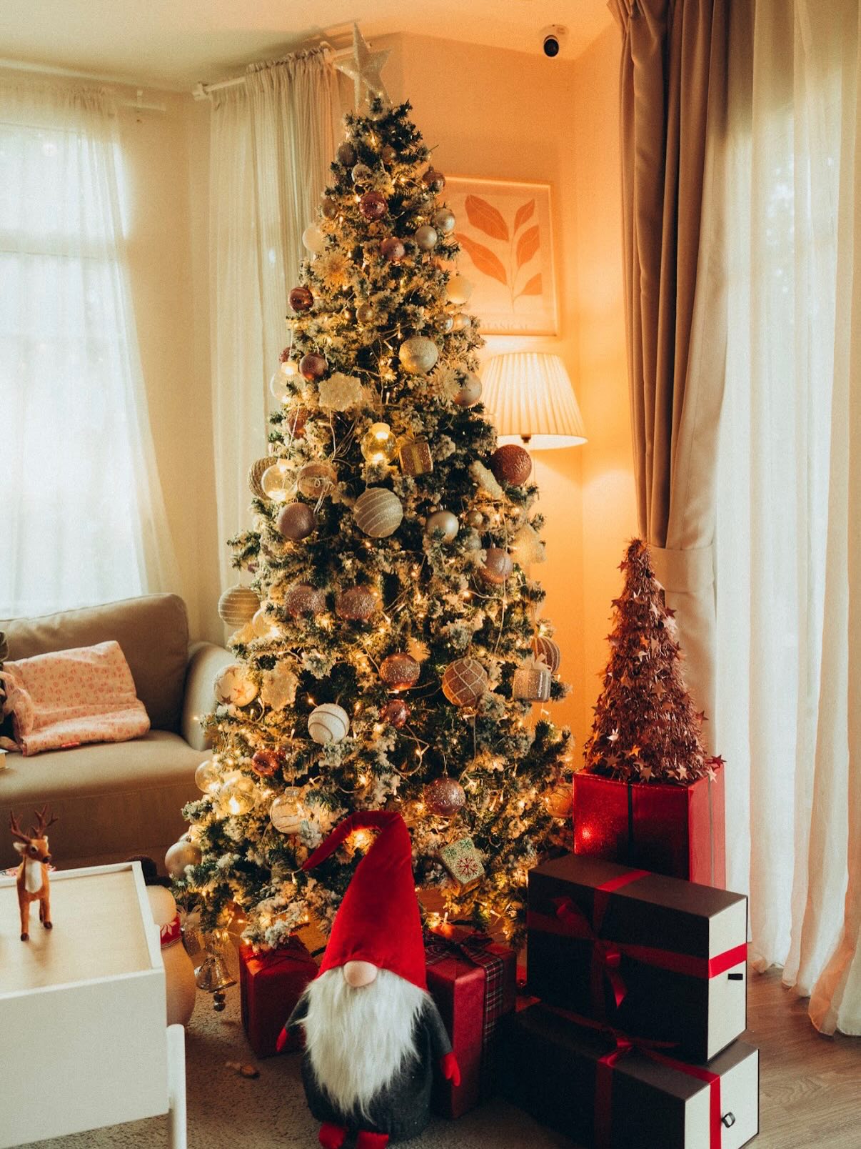 มุก - วรนิษฐ์ ถาวรวงศ์