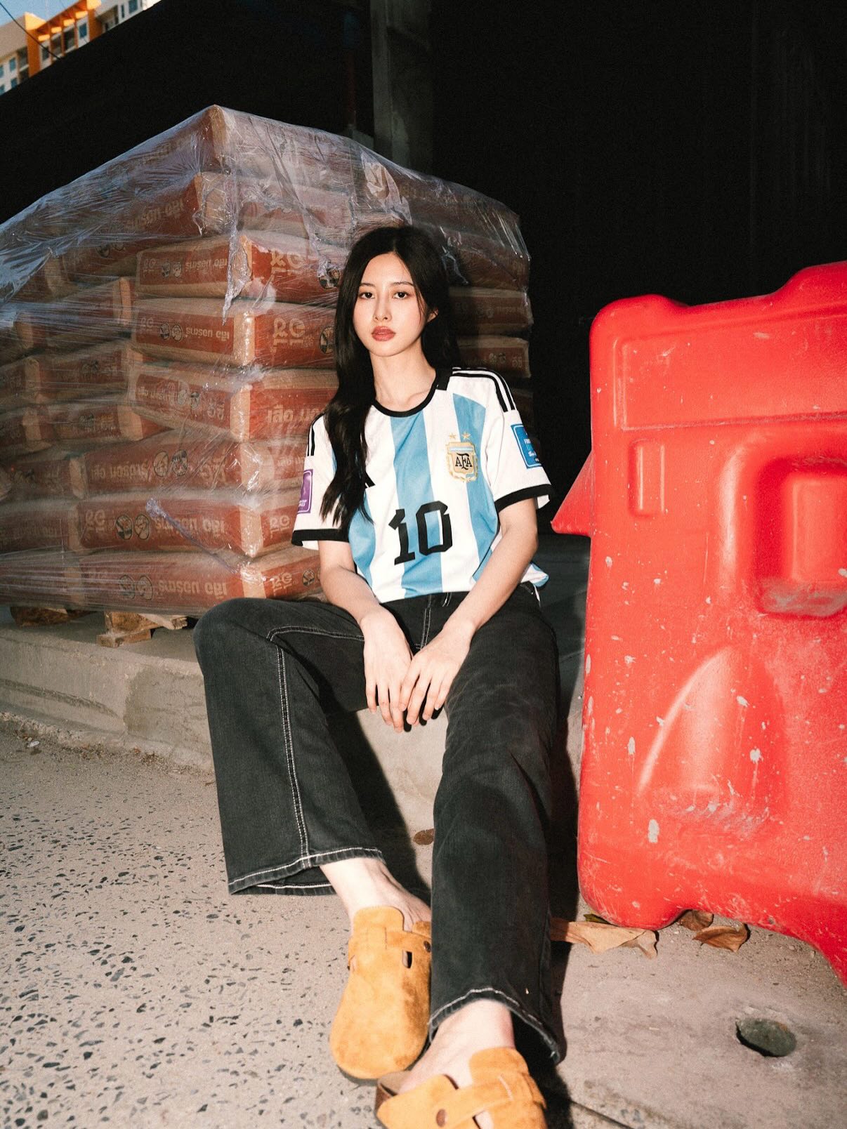 มุก - วรนิษฐ์ ถาวรวงศ์