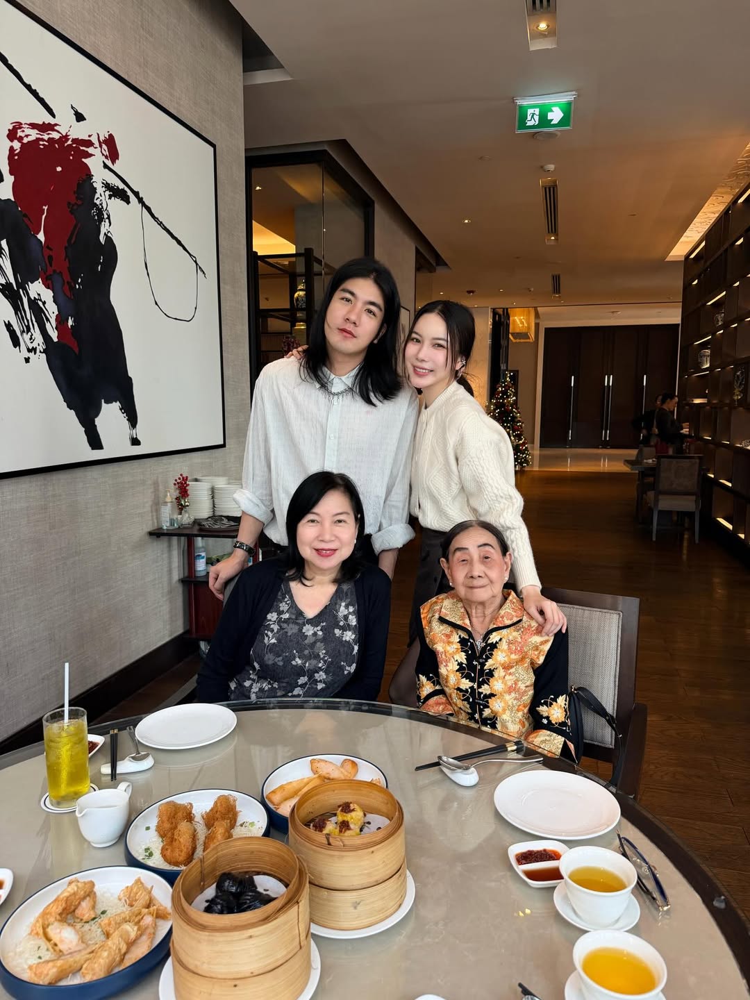 มุก - วรนิษฐ์ ถาวรวงศ์