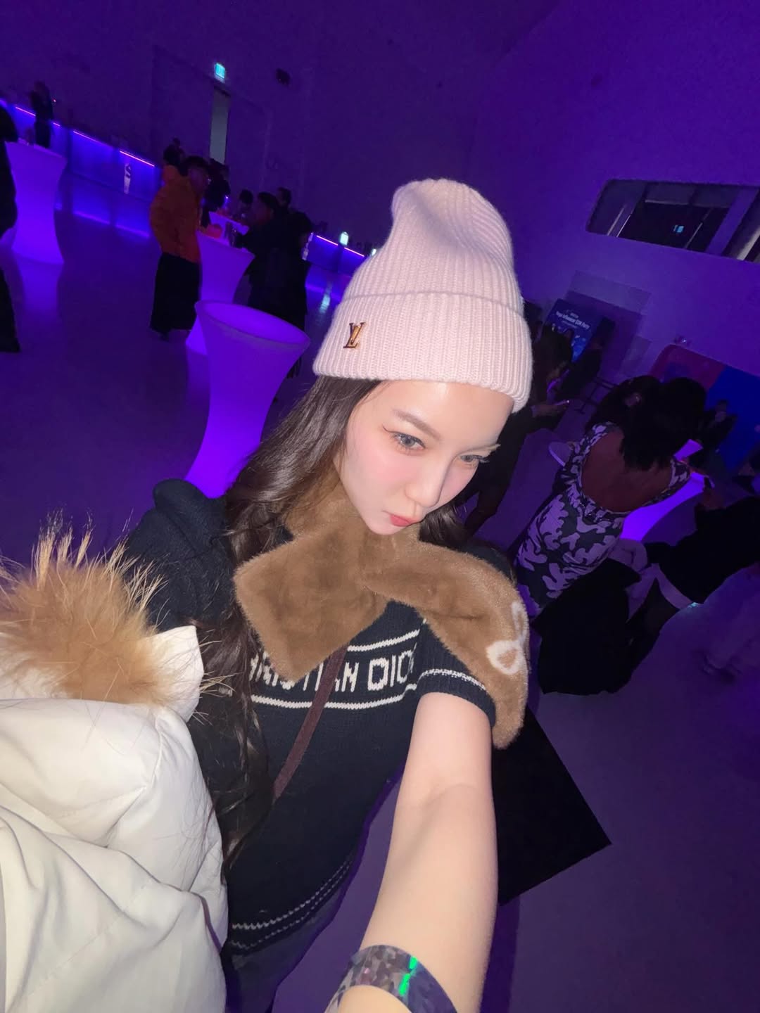 มุก - วรนิษฐ์ ถาวรวงศ์