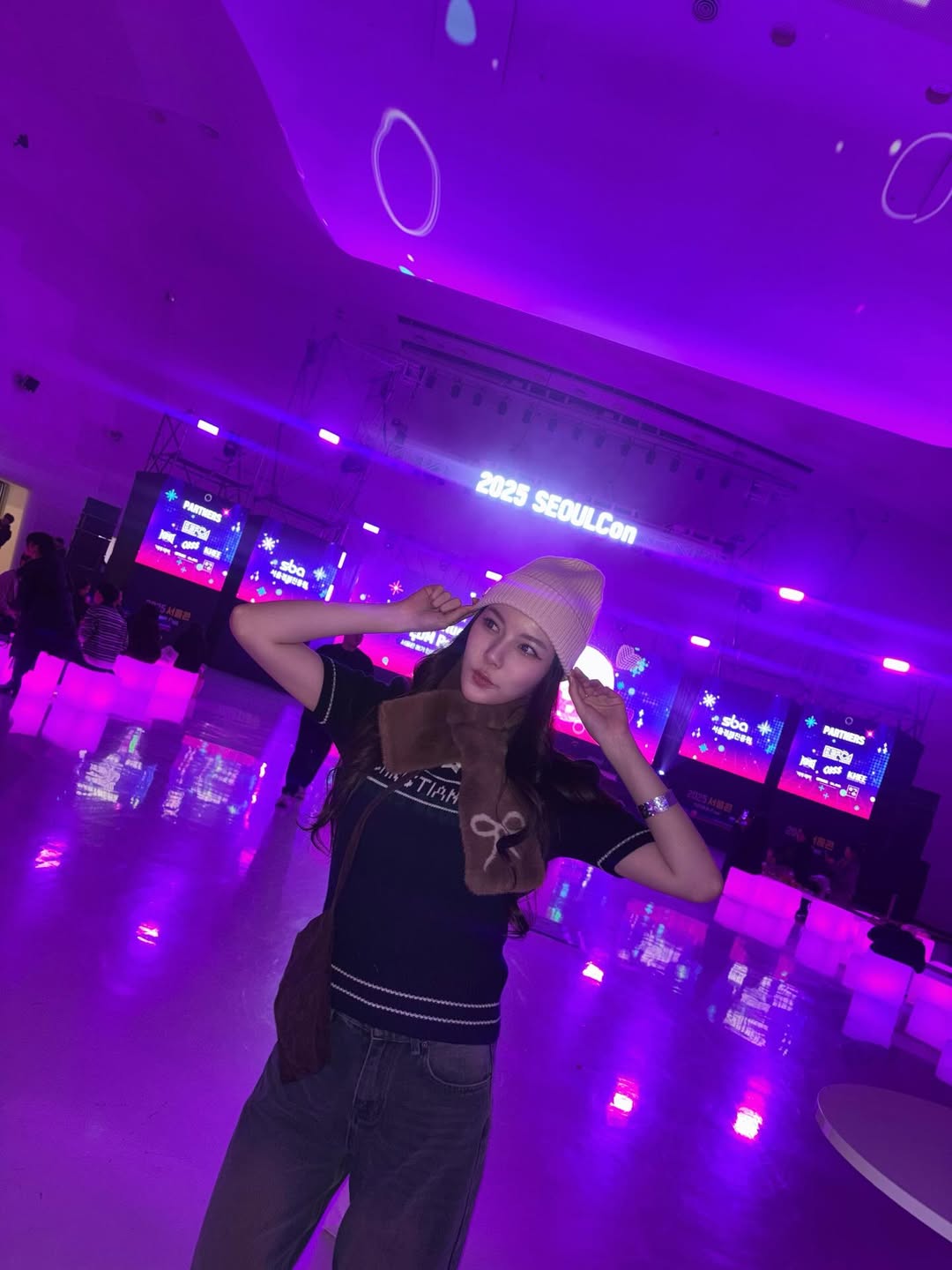 มุก - วรนิษฐ์ ถาวรวงศ์