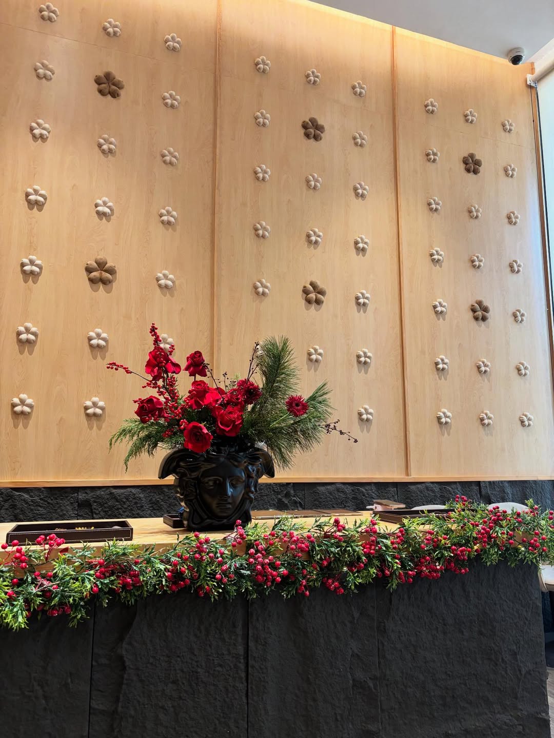 มุก - วรนิษฐ์ ถาวรวงศ์