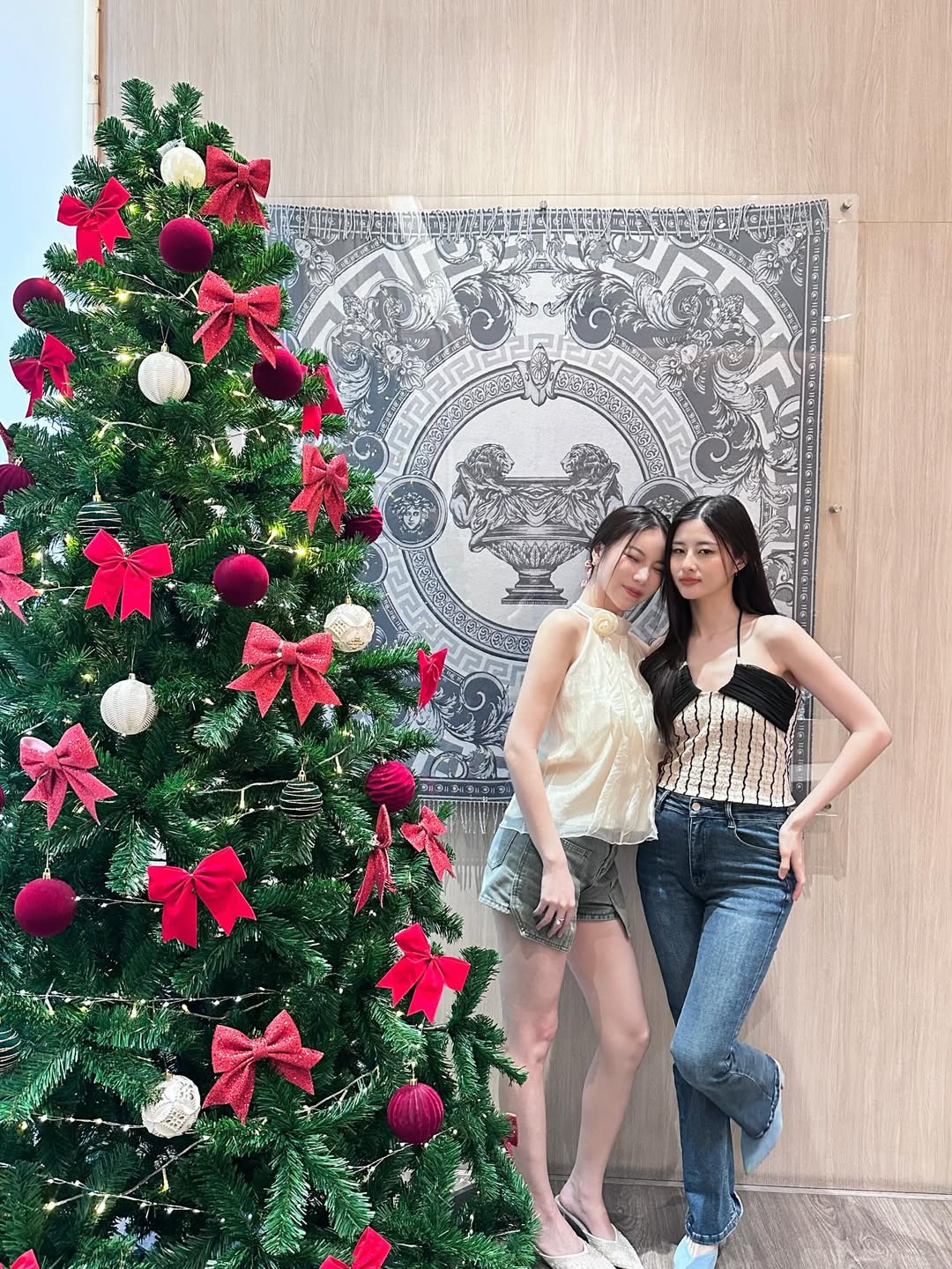 มุก - วรนิษฐ์ ถาวรวงศ์