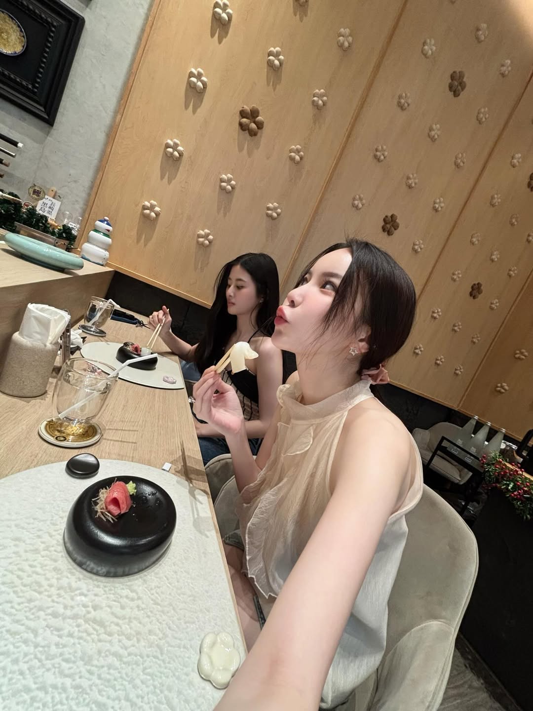 มุก - วรนิษฐ์ ถาวรวงศ์