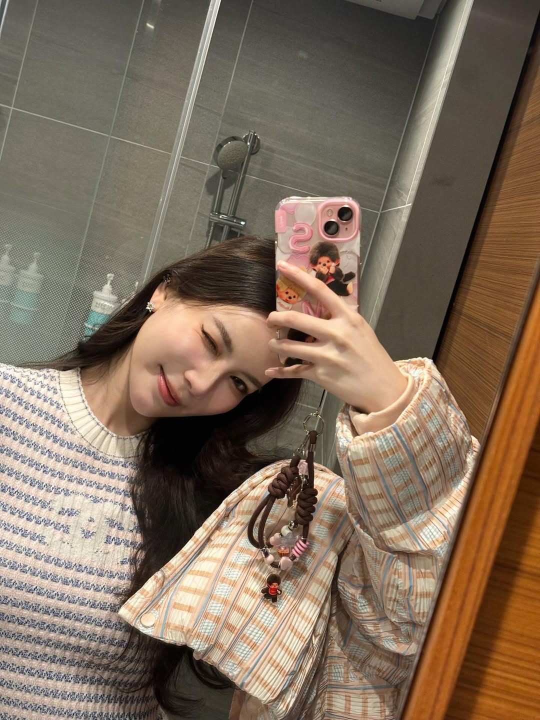 มุก - วรนิษฐ์ ถาวรวงศ์