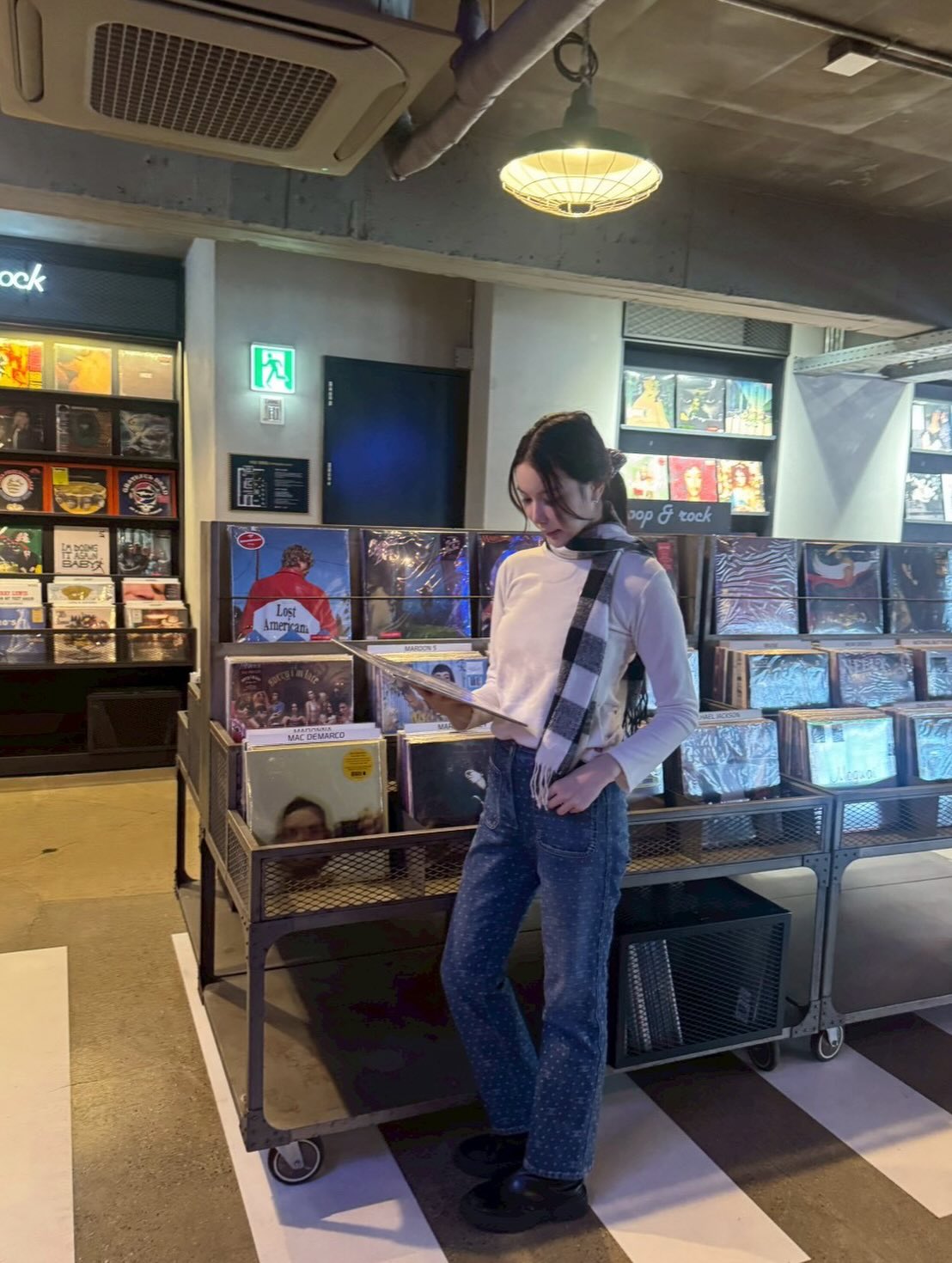 มุก - วรนิษฐ์ ถาวรวงศ์