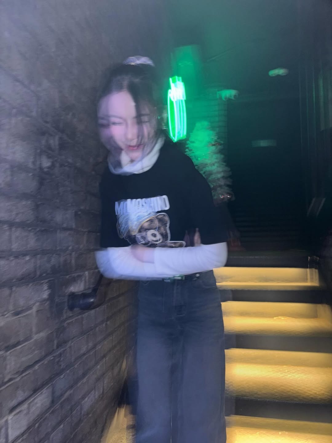 มุก - วรนิษฐ์ ถาวรวงศ์