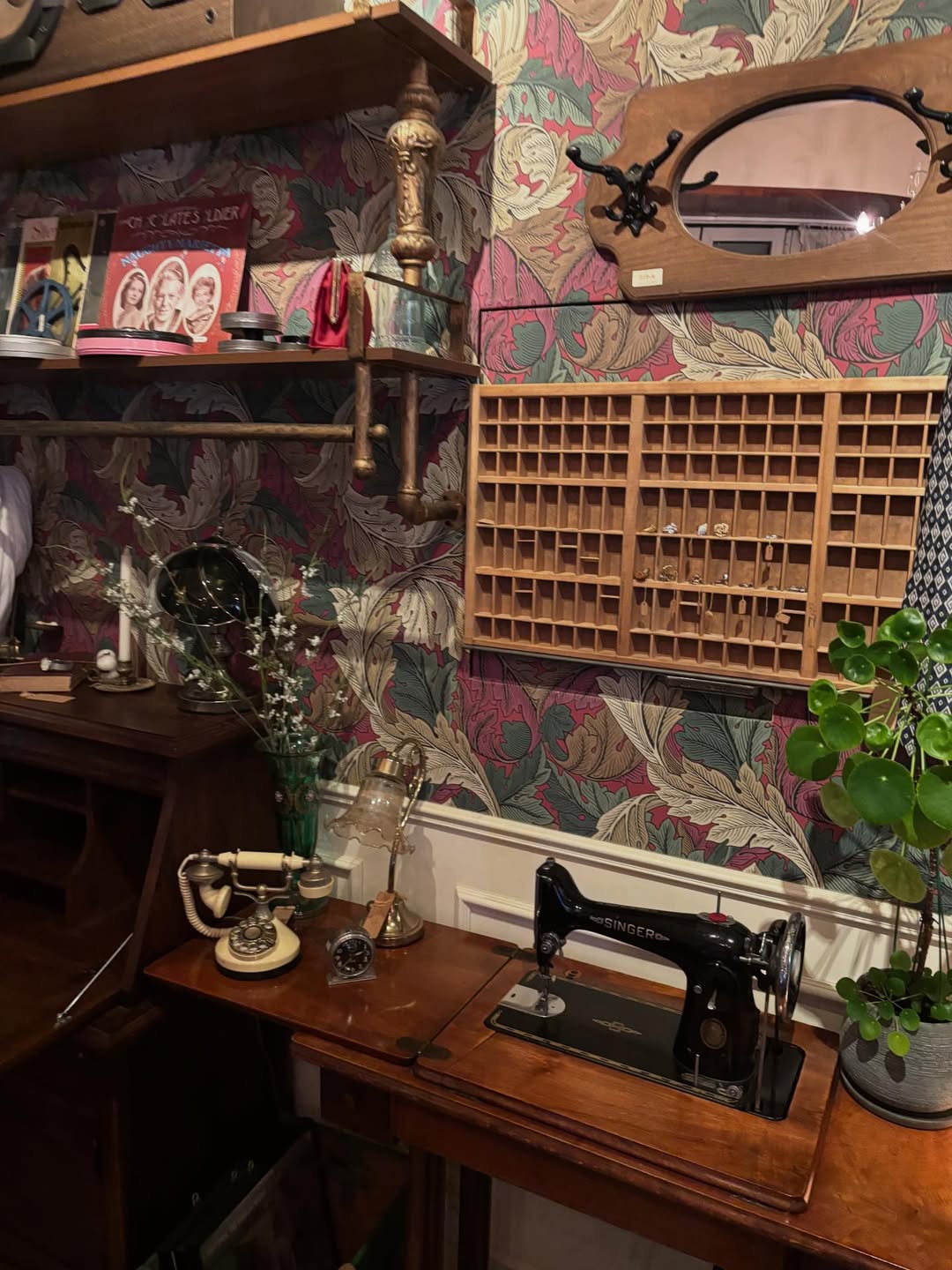 มุก - วรนิษฐ์ ถาวรวงศ์