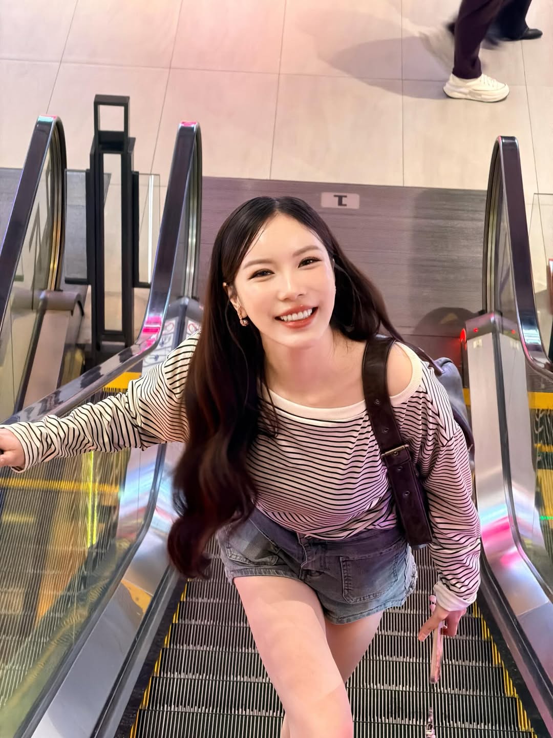 มุก - วรนิษฐ์ ถาวรวงศ์